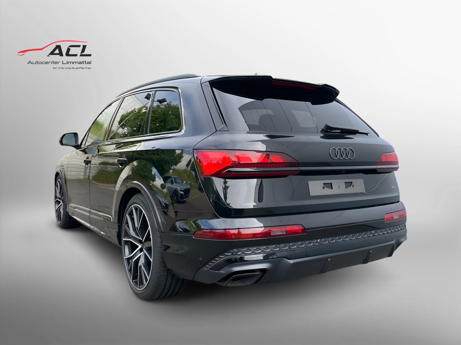 AUDI Q7 SUV TDI quattro 210 kW S Line tiptronic-image-6