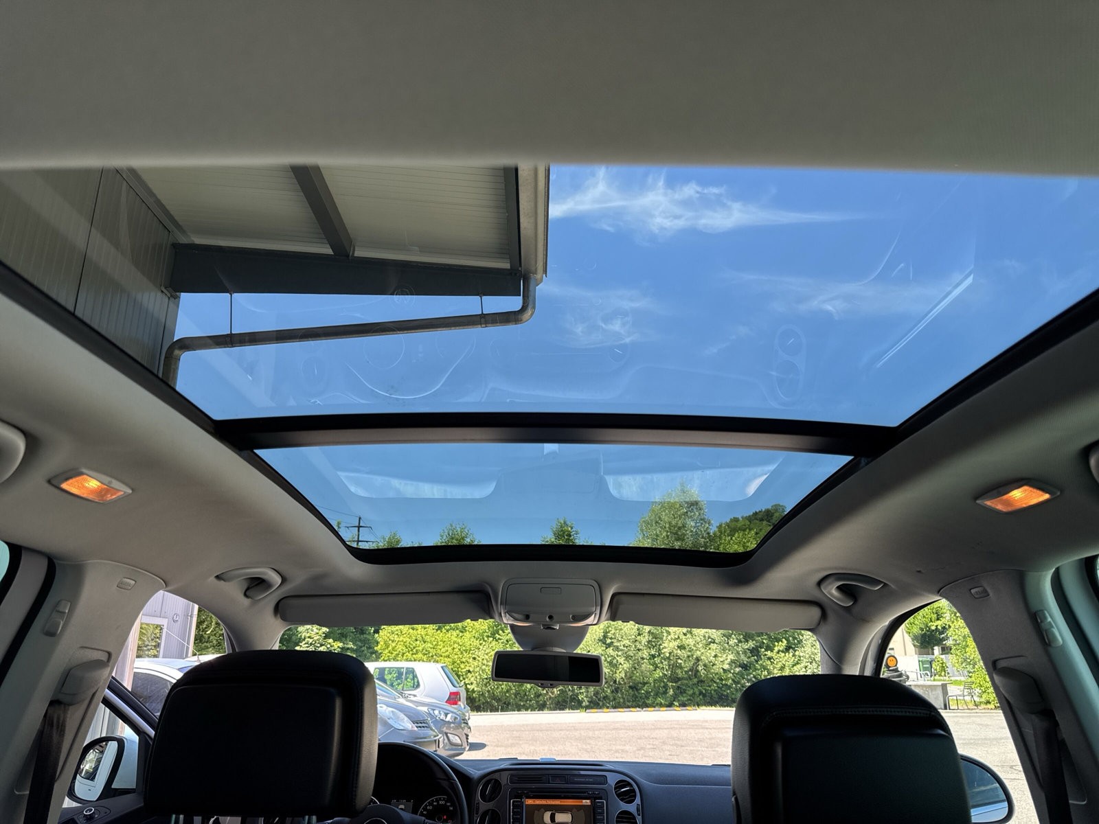 VW Tiguan 2.0 TSI Sport&Style 4Motion DSG-image-14