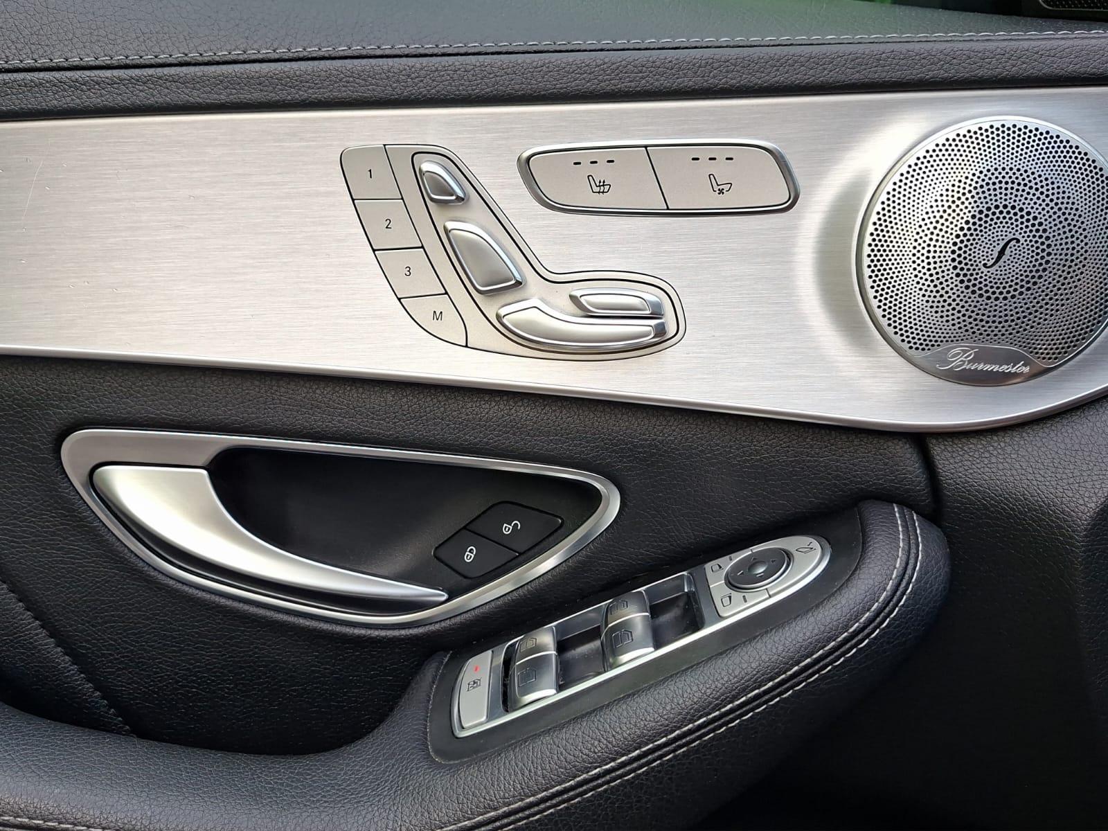 MERCEDES-BENZ C 450 AMG 4Matic 7G-Tronic-image-13