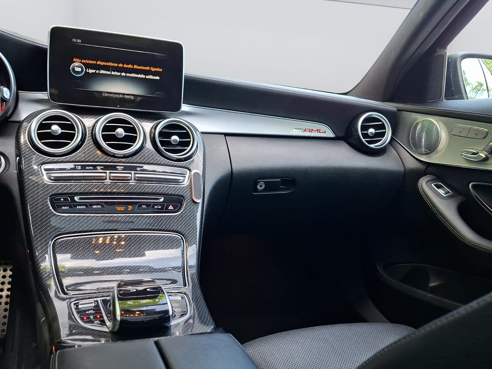 MERCEDES-BENZ C 450 AMG 4Matic 7G-Tronic-image-17