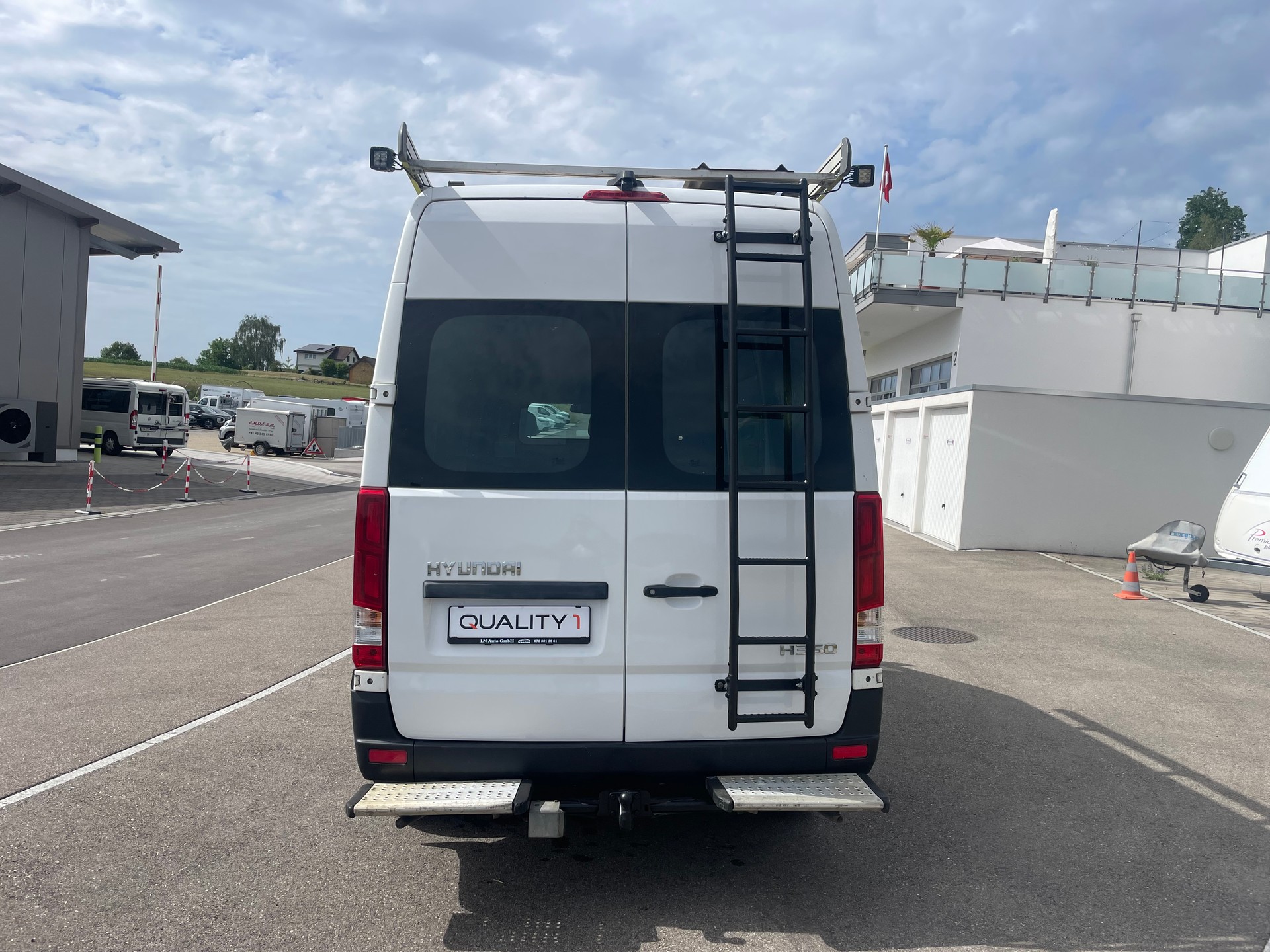 HYUNDAI H350 2.5 CRDi Frisch MFK AHK 3000 kg-image-6