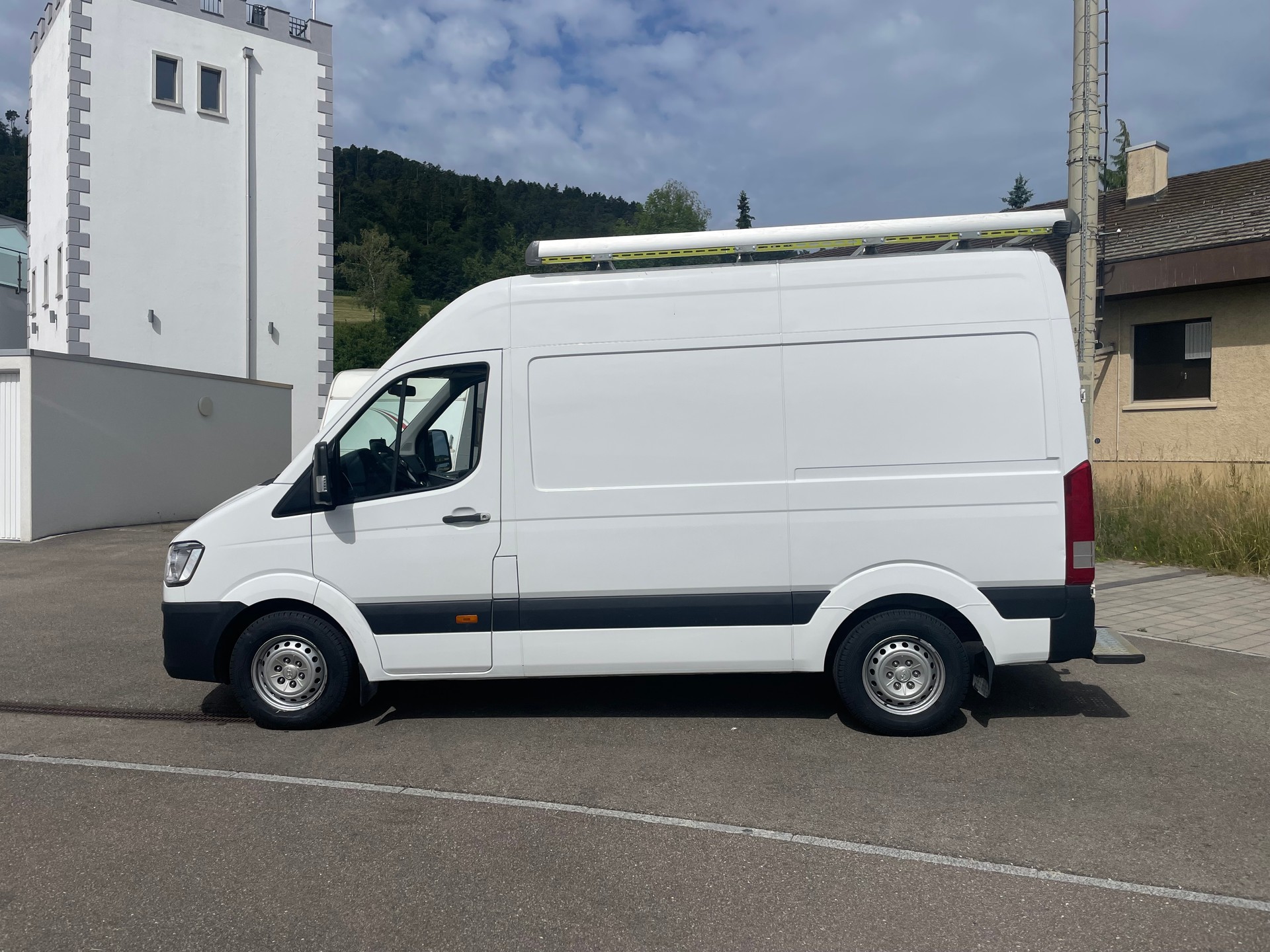 HYUNDAI H350 2.5 CRDi Frisch MFK AHK 3000 kg-image-5
