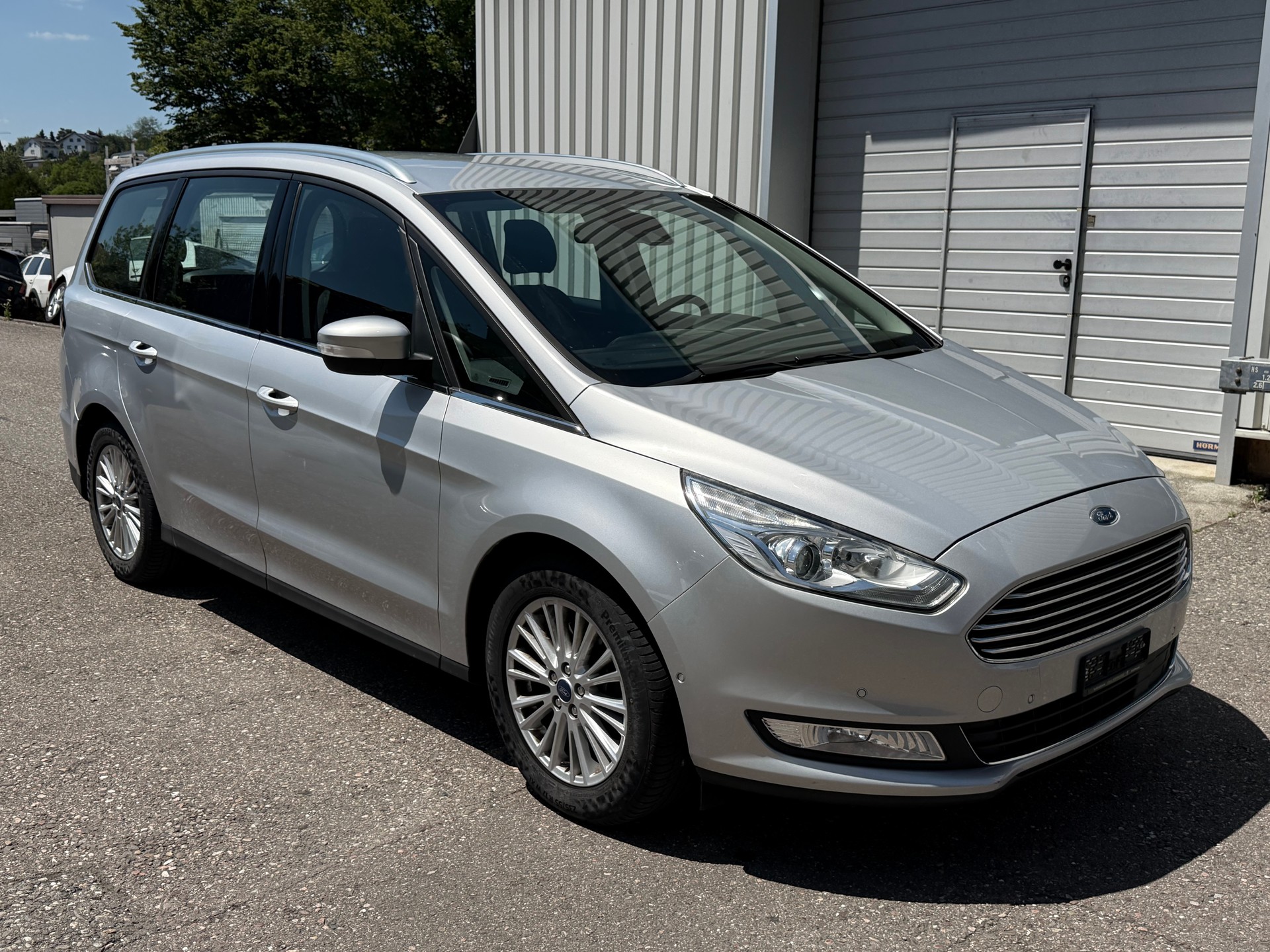 FORD Galaxy 2.0 TDCi Titanium PowerShift-image-1