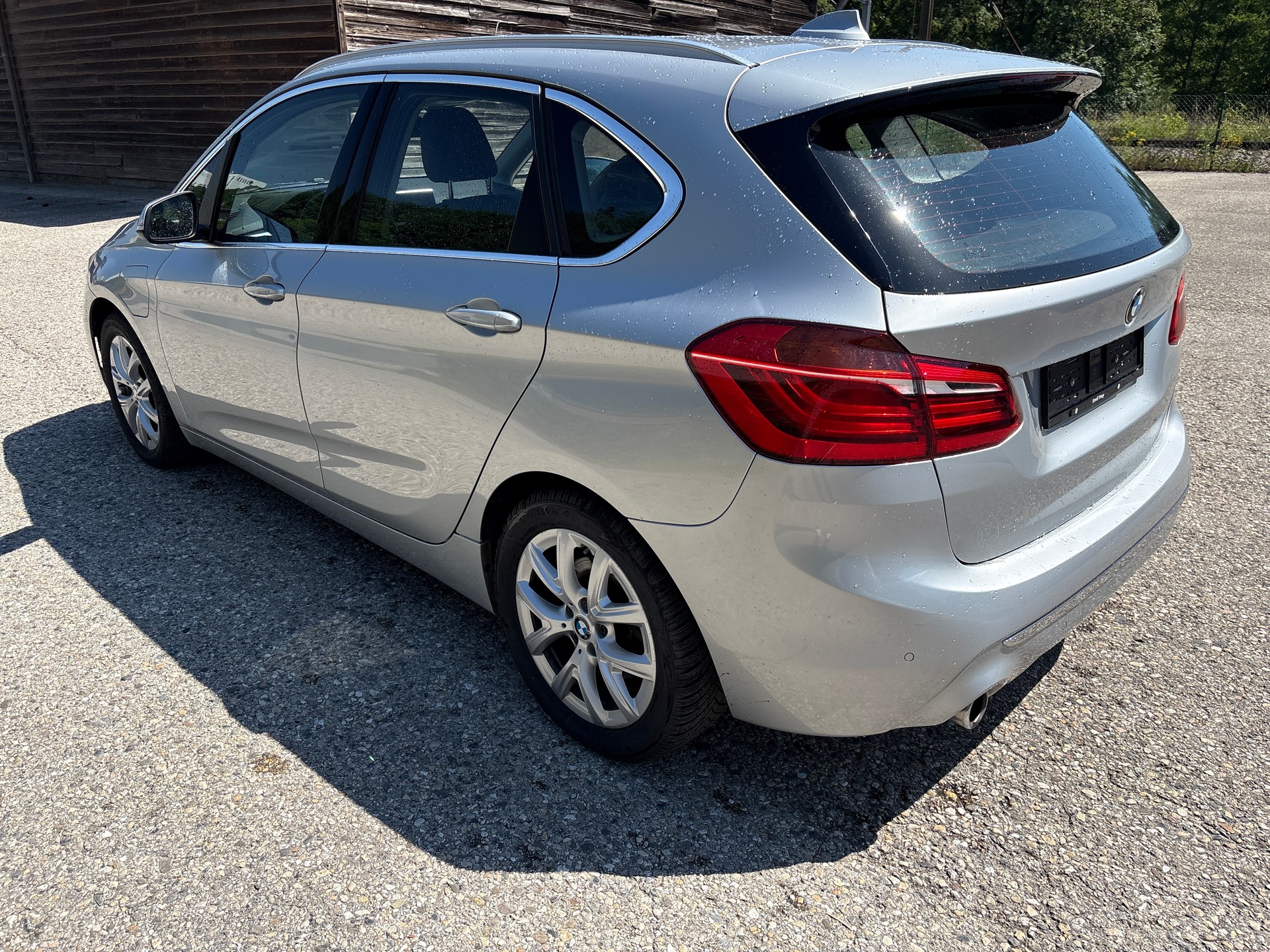BMW 225xe iPerformance Active Tourer Steptronic Luxury Line-image-5