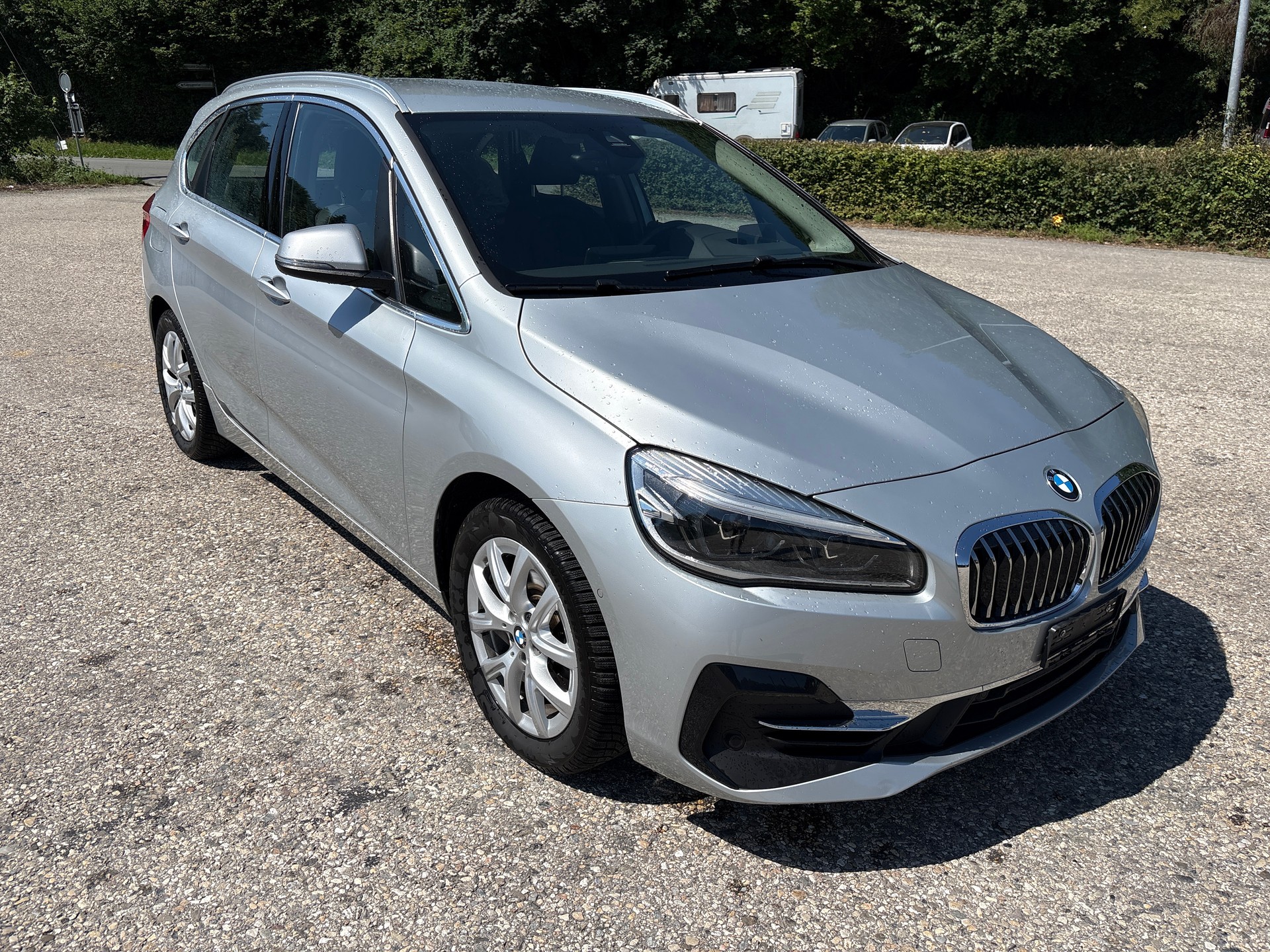 BMW 225xe iPerformance Active Tourer Steptronic Luxury Line-image-2