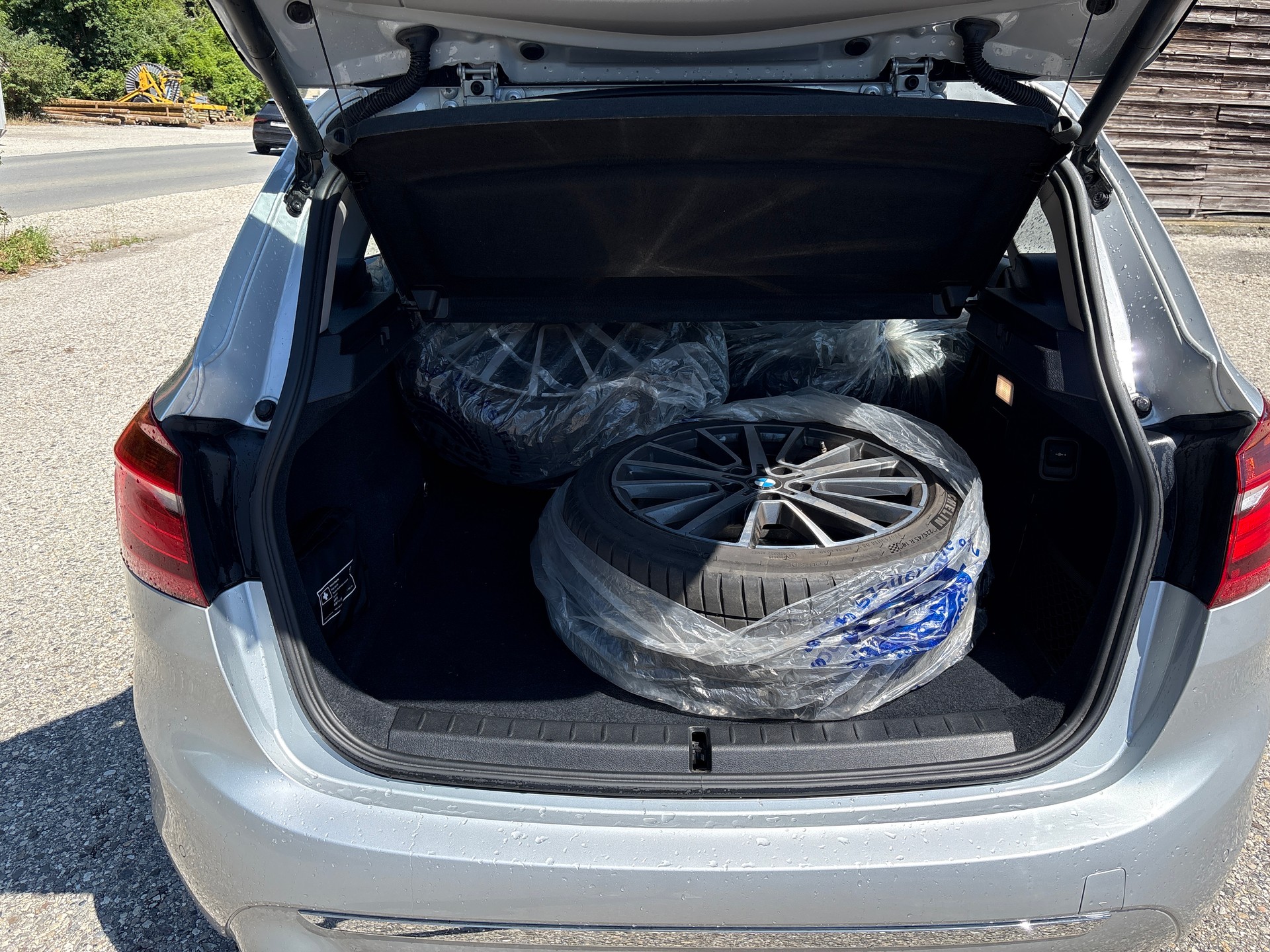 BMW 225xe iPerformance Active Tourer Steptronic Luxury Line-image-6