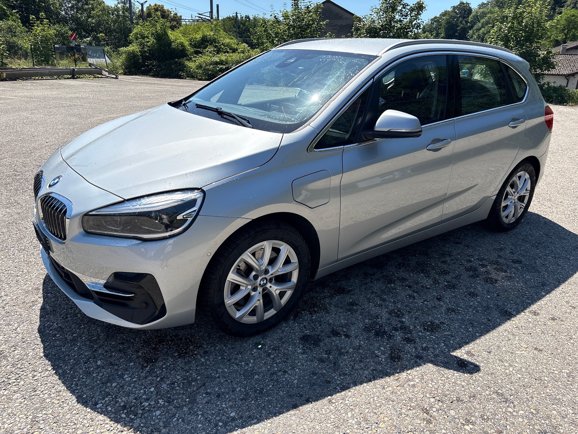 BMW 225xe iPerformance Active Tourer Steptronic Luxury Line-image-1