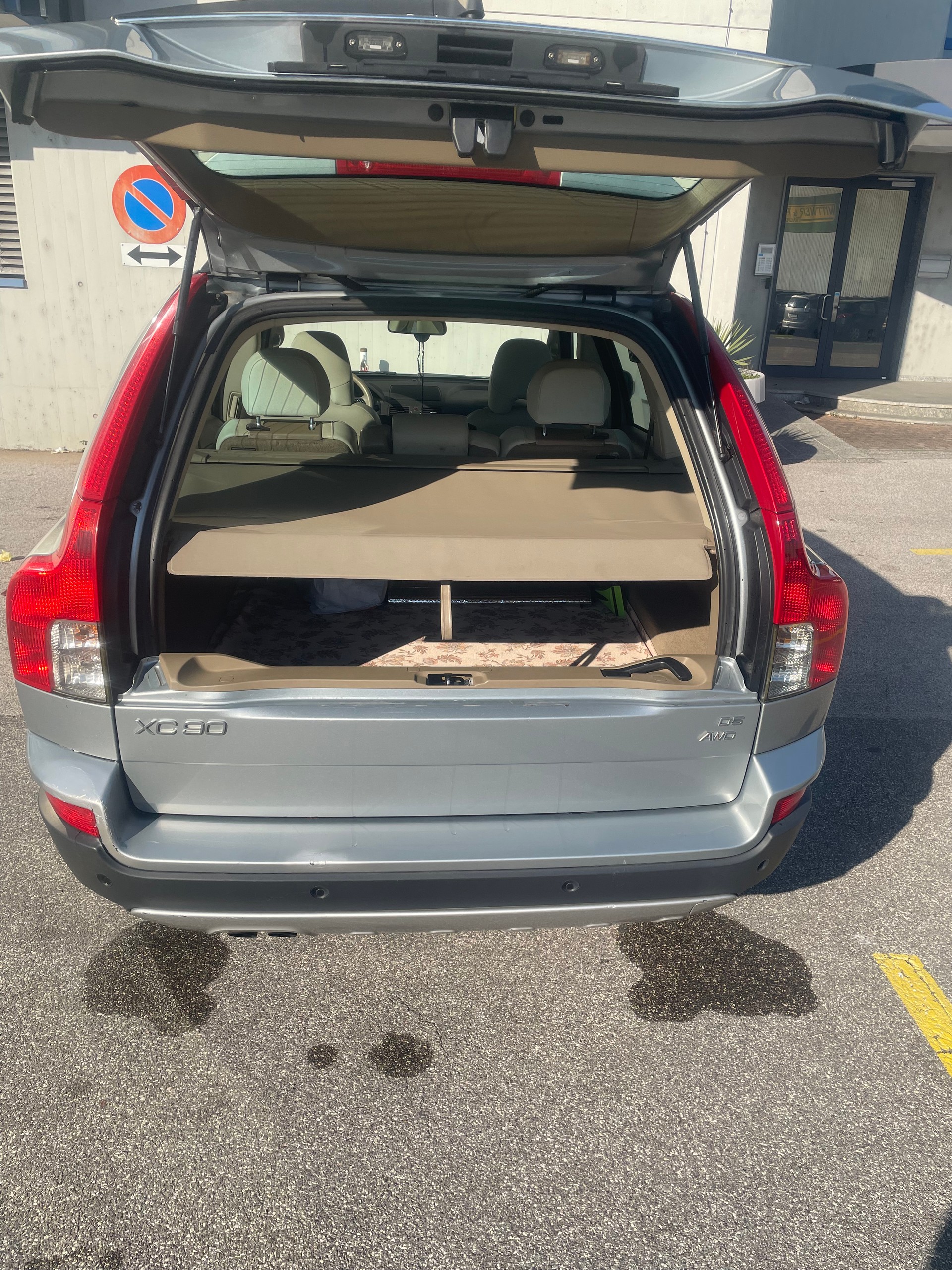 VOLVO 2.4D5 Summum 5P. AWD-image-2