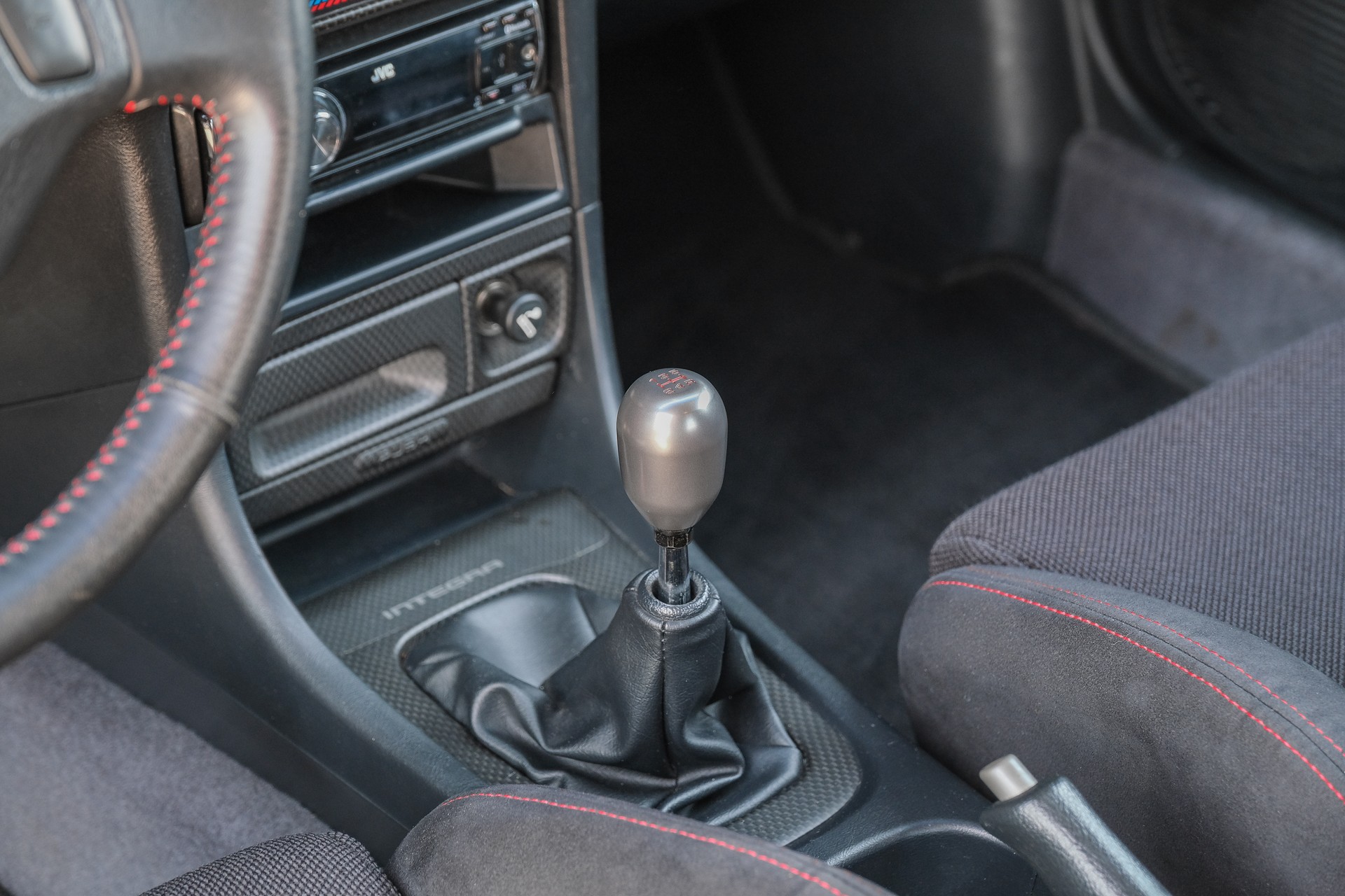 HONDA Integra Type-R 1.8 VTEC-image-18