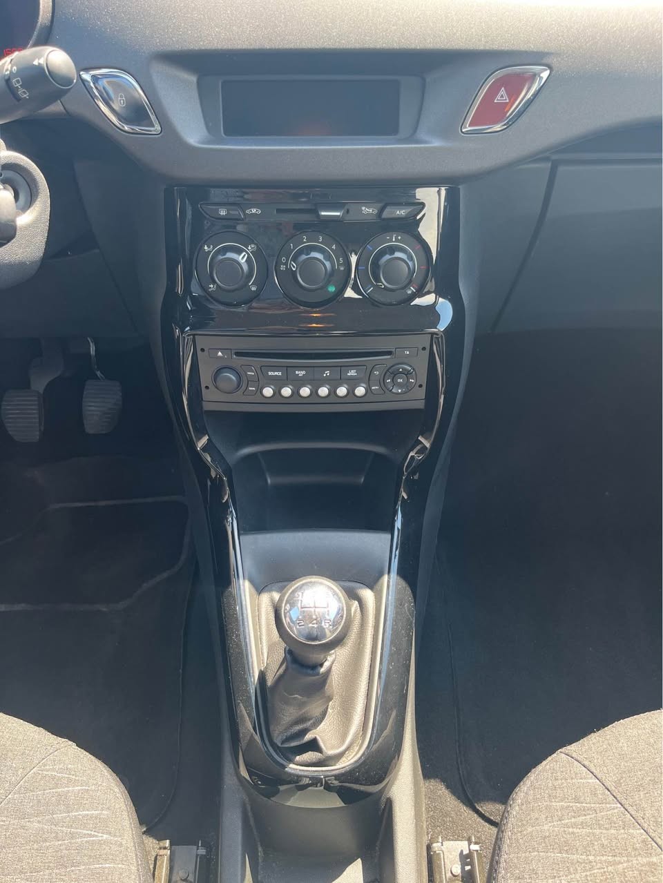 CITROEN C3 1.2i Exclusive-image-10