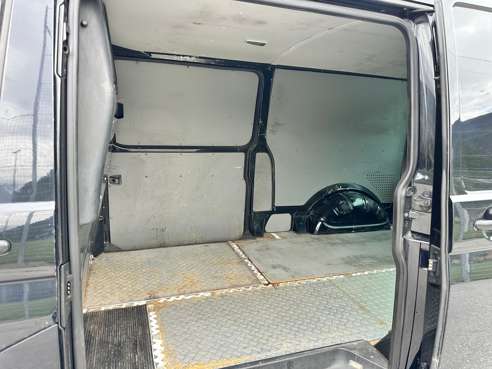 VW T5 2.0 TDI Champion 4Motion-image-14