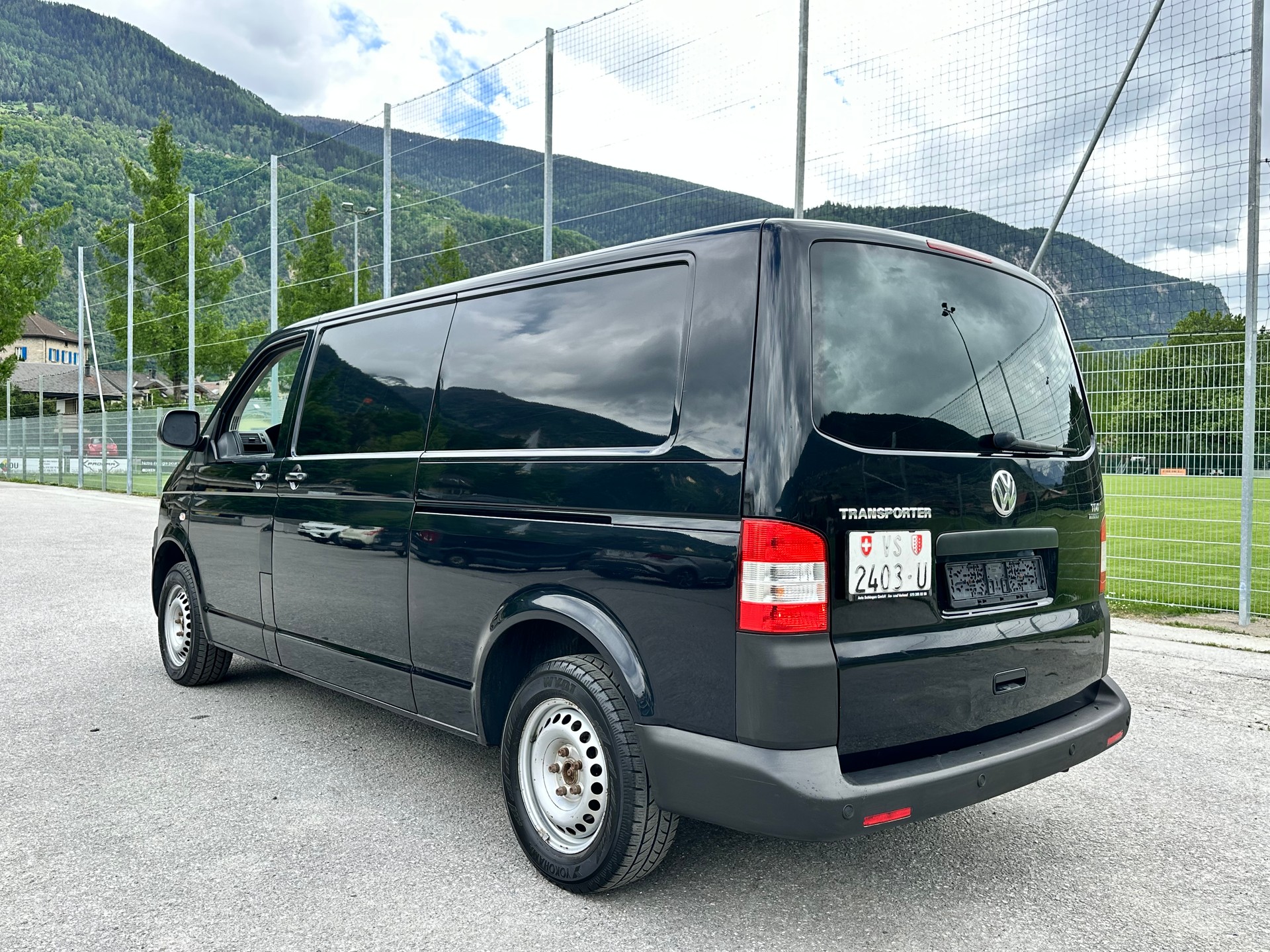VW T5 2.0 TDI Champion 4Motion-image-3