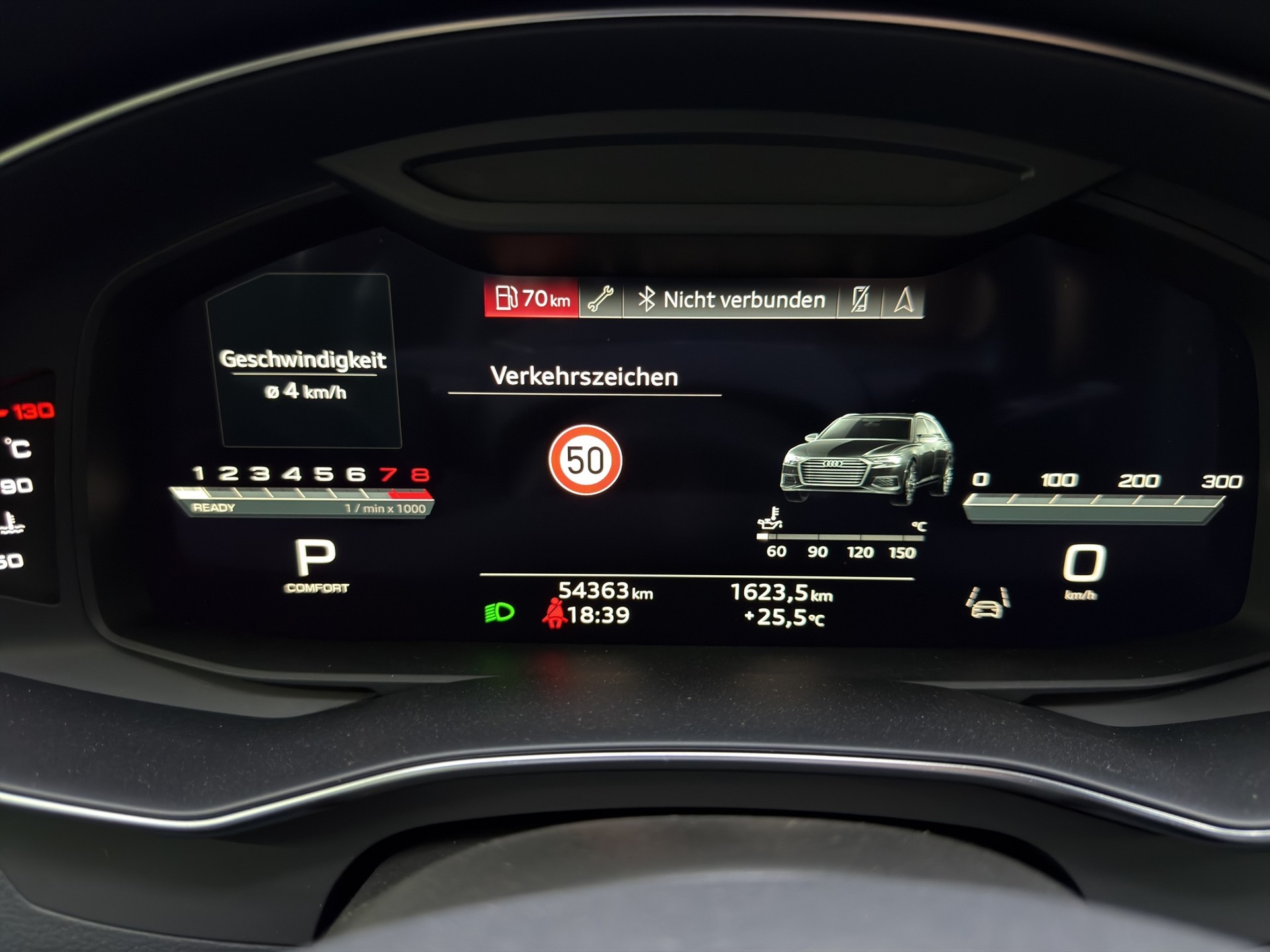 AUDI A6 Avant 45 TFSI Design S-tronic-image-10