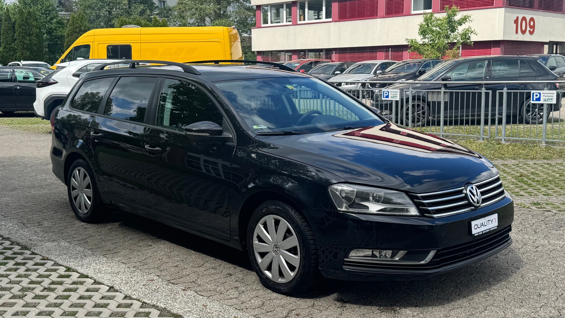 VW Passat Variant 1.4 TSI BlueMotion Highline-image-2