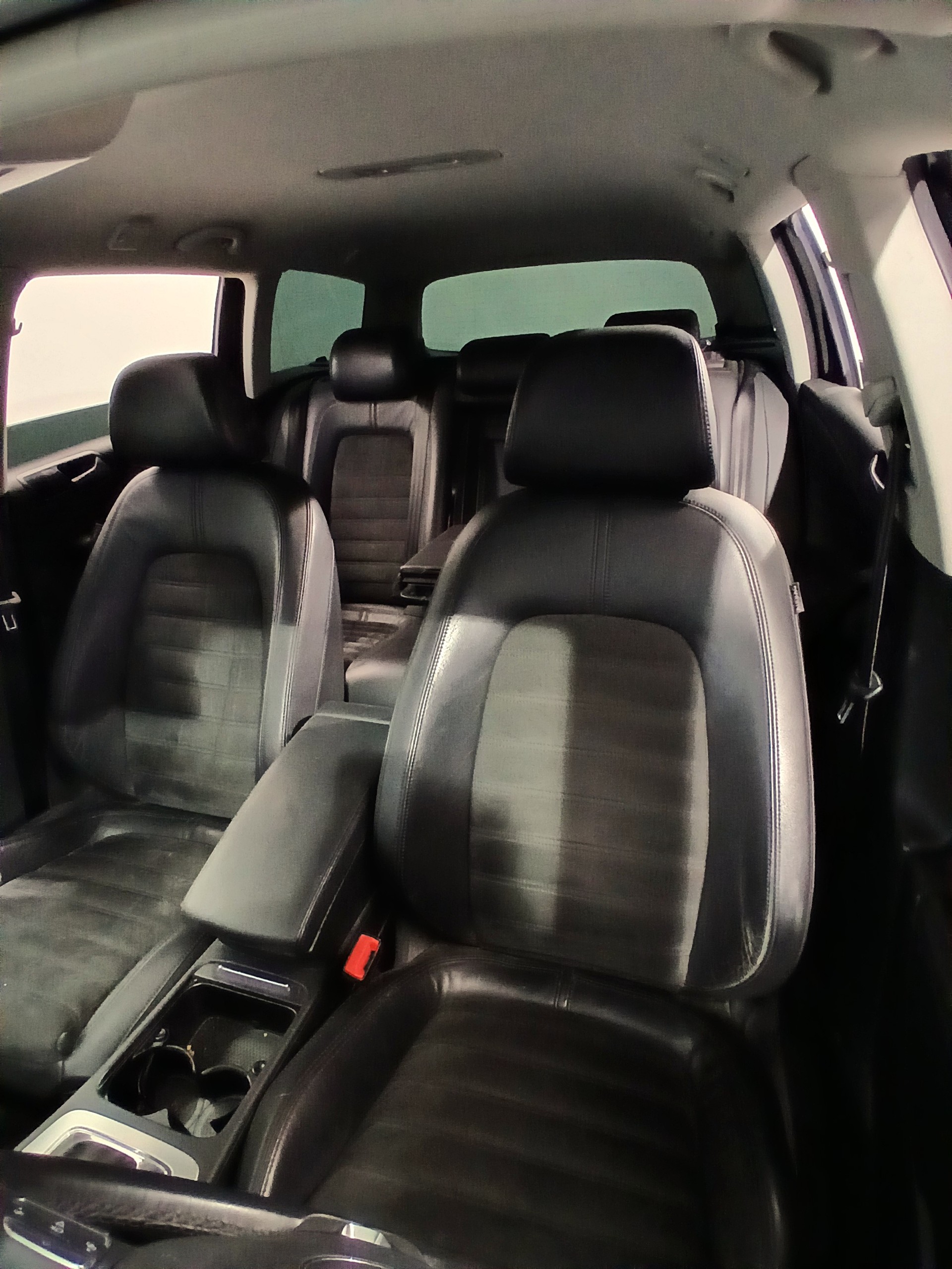 VW Passat Variant 2.0T FSI Highline DSG-image-9