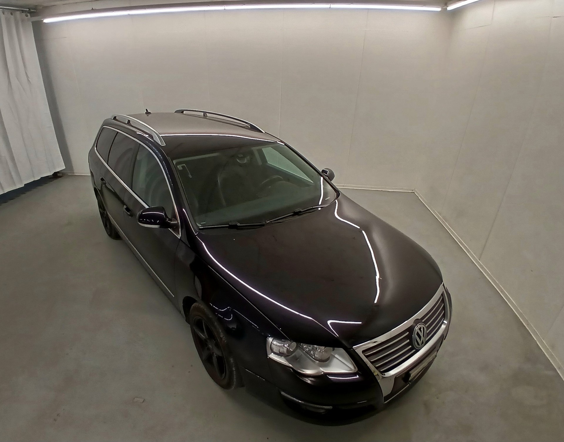 VW Passat Variant 2.0T FSI Highline DSG-image-4
