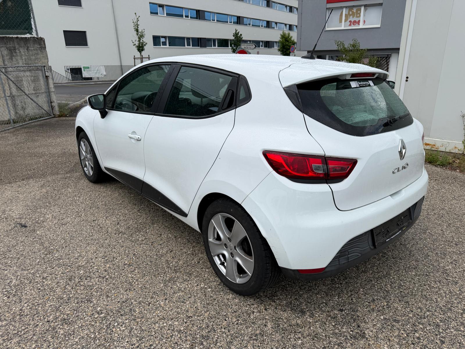 RENAULT Clio 1.2 16V Expression-image-3