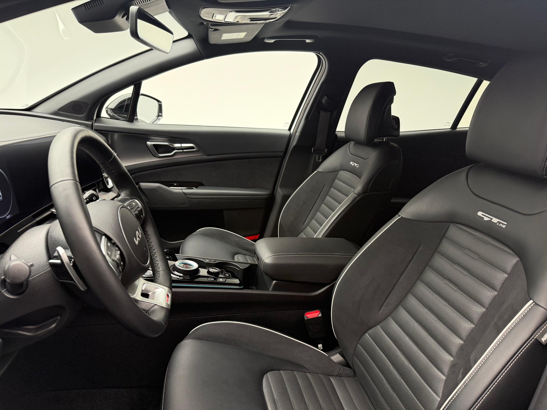 KIA Sportage 1.6 T-GDi PHEV GT-Line-image-5