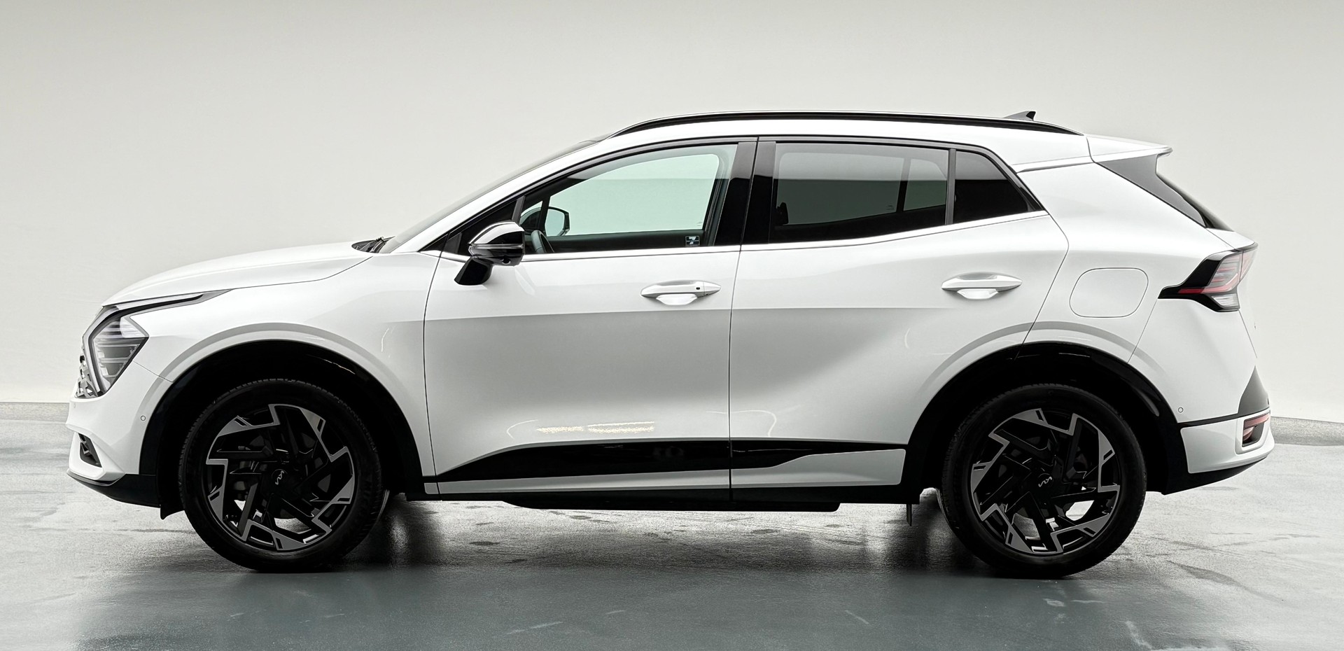 KIA Sportage 1.6 T-GDi PHEV GT-Line-image-3