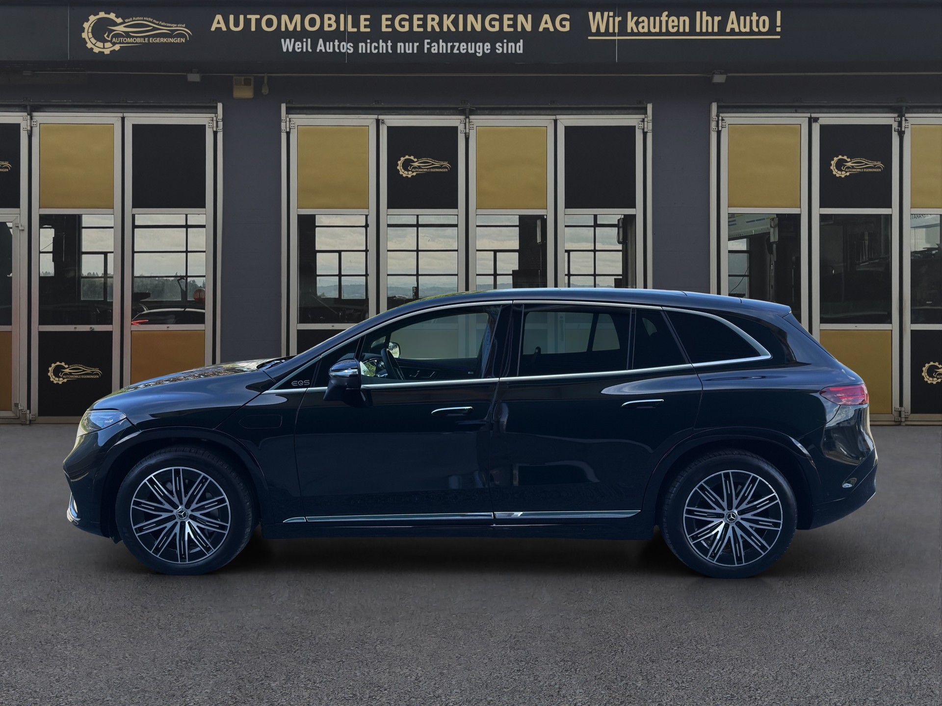 MERCEDES-BENZ EQS 580 Executive Edition AMG Line 4matic-image-7