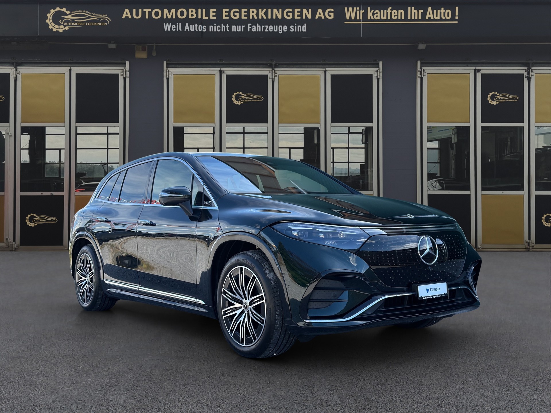 MERCEDES-BENZ EQS 580 Executive Edition AMG Line 4matic-image-2