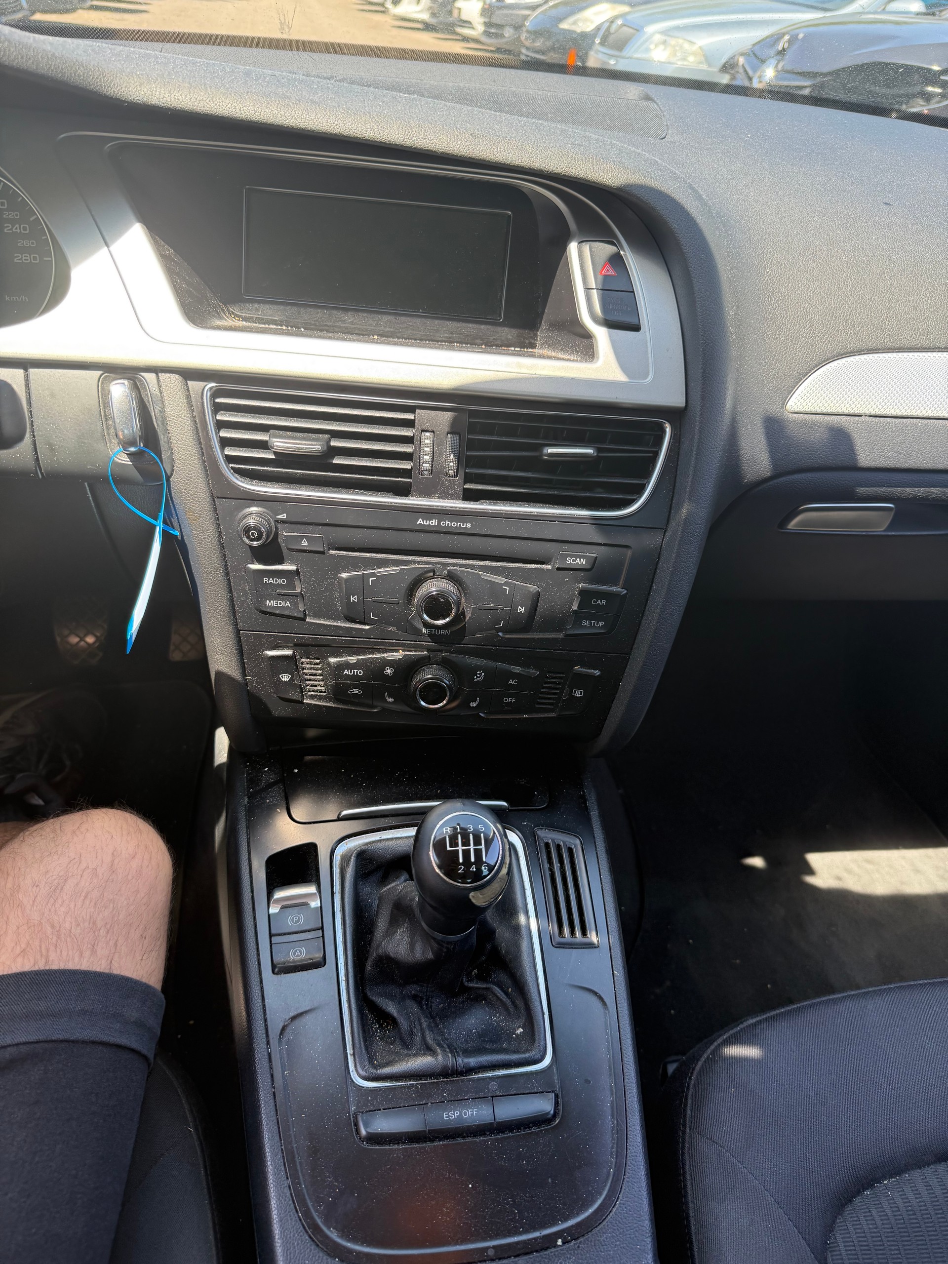 AUDI A4 Limousine 1.8 TFSI-image-10