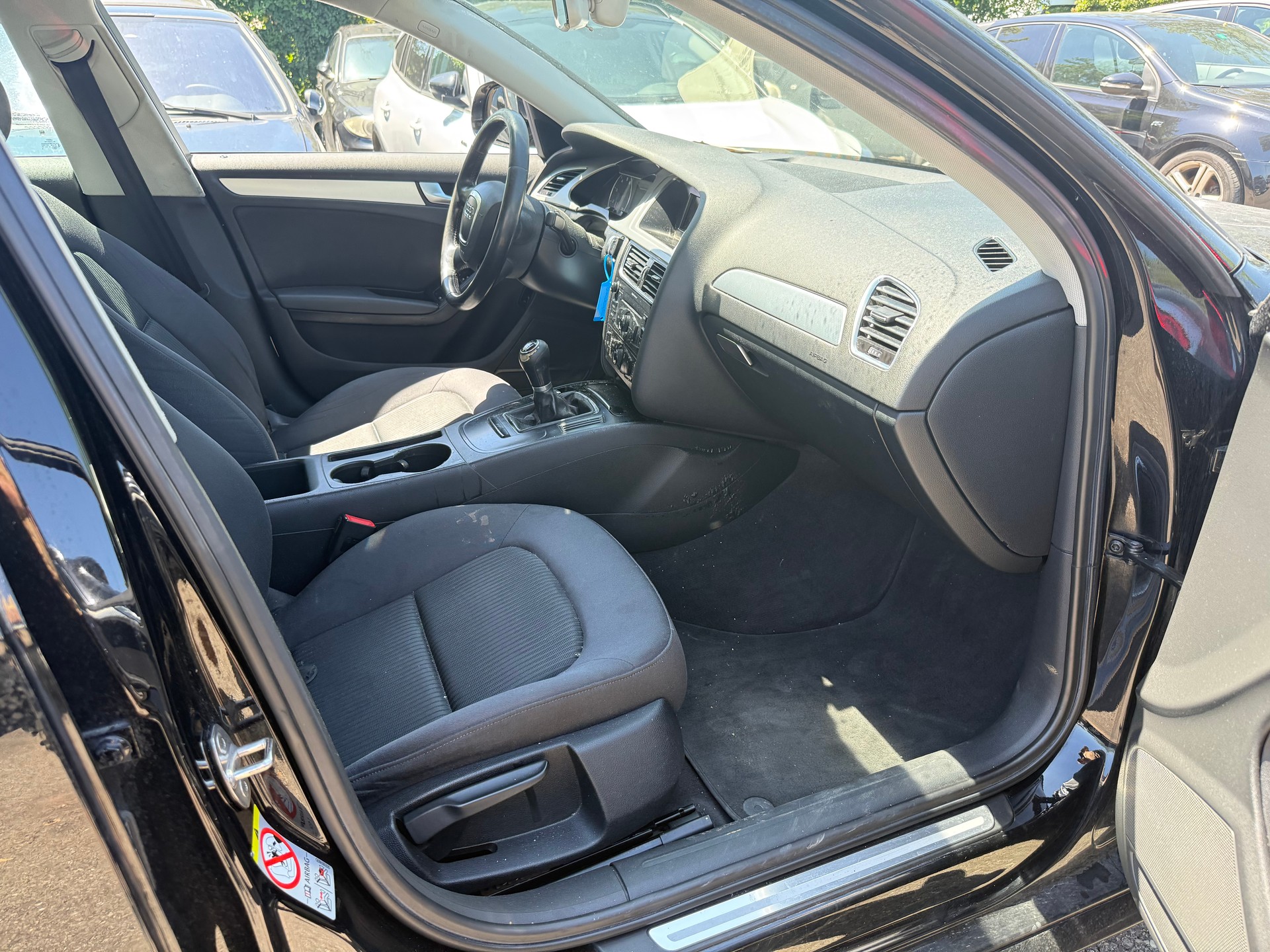 AUDI A4 Limousine 1.8 TFSI-image-6