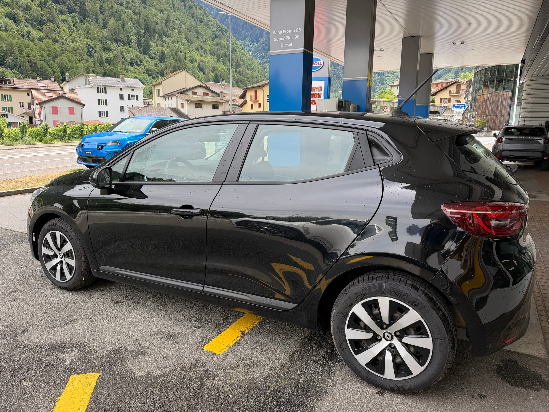 RENAULT Clio 1.0 Equilibre-image-1