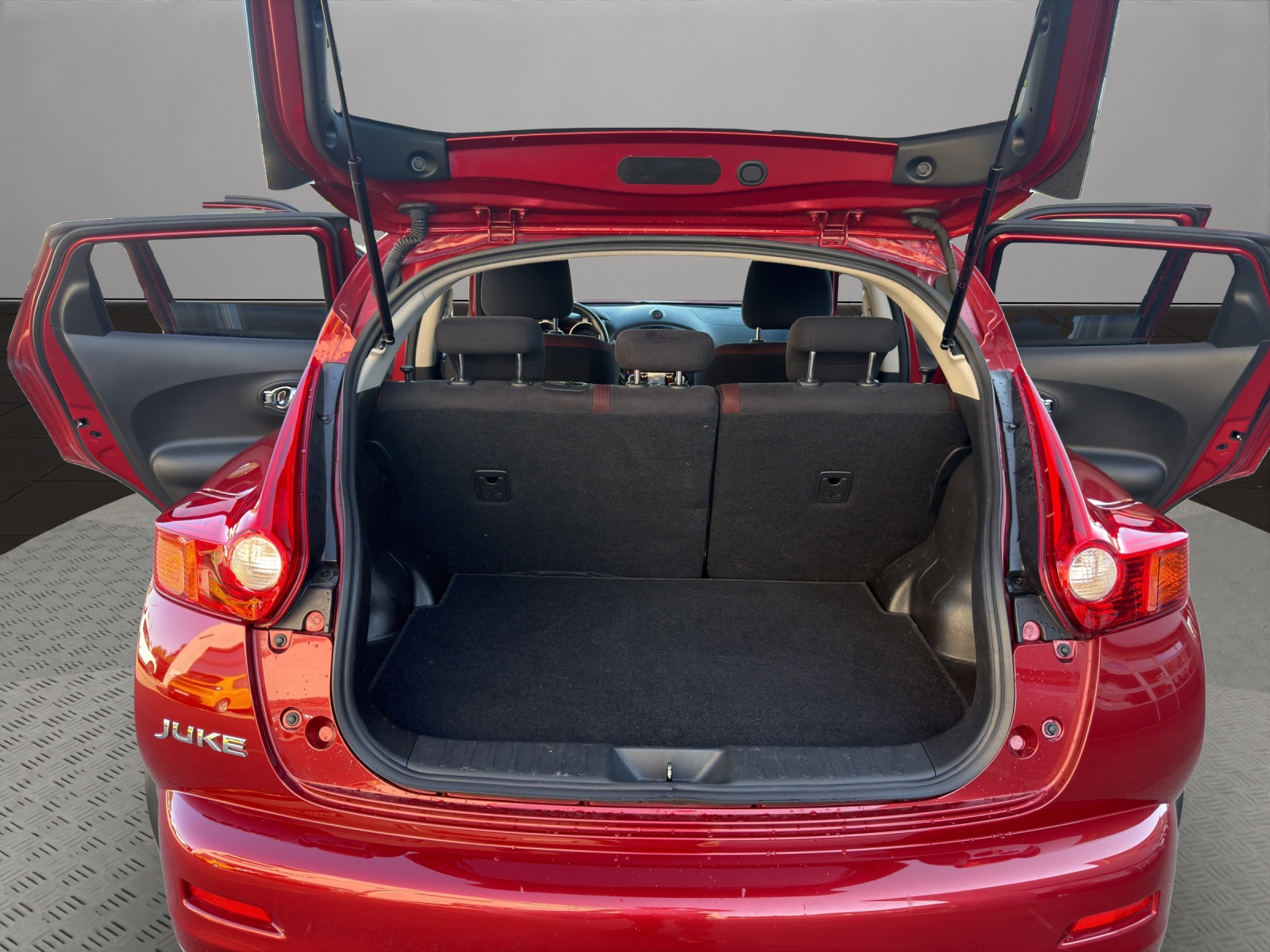 NISSAN Juke 1.6 DIG-T tekna 4x4 Xtronic M-CVT-image-18