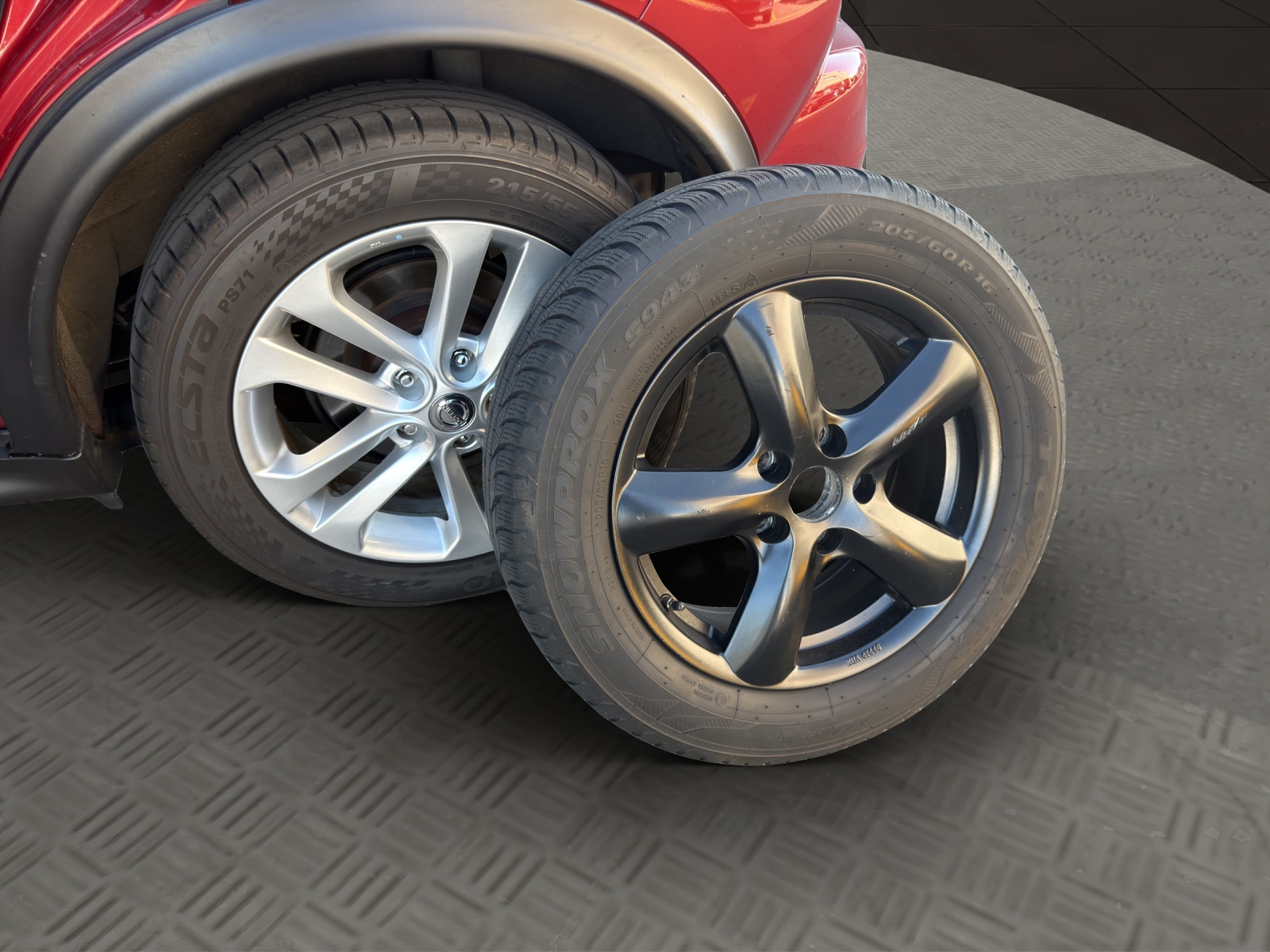 NISSAN Juke 1.6 DIG-T tekna 4x4 Xtronic M-CVT-image-19