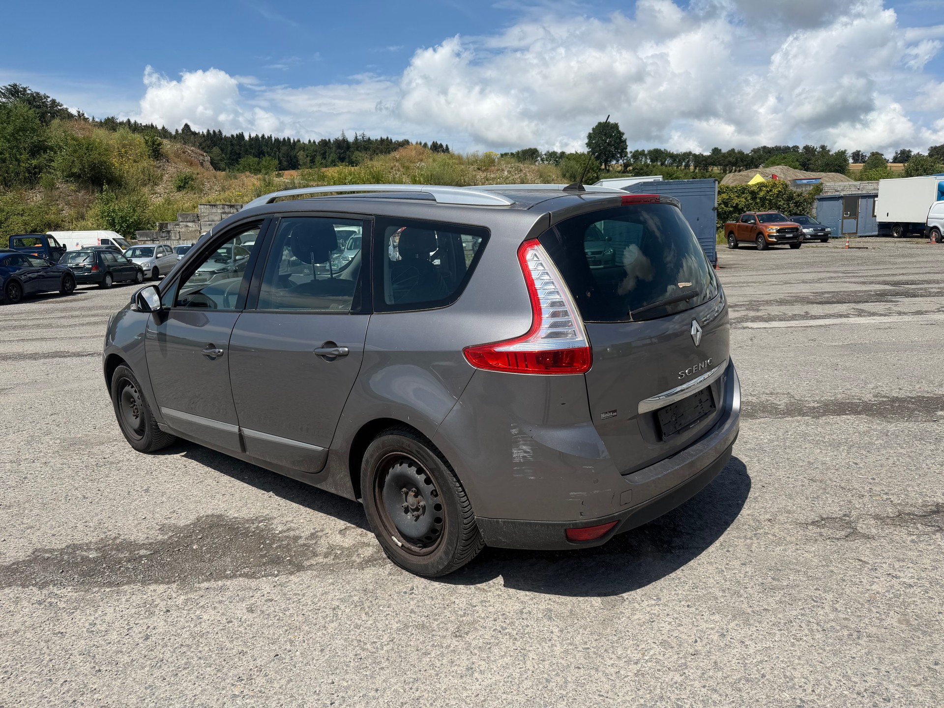 RENAULT Grand Scénic 1.4 16V Turbo Privilège-image-3