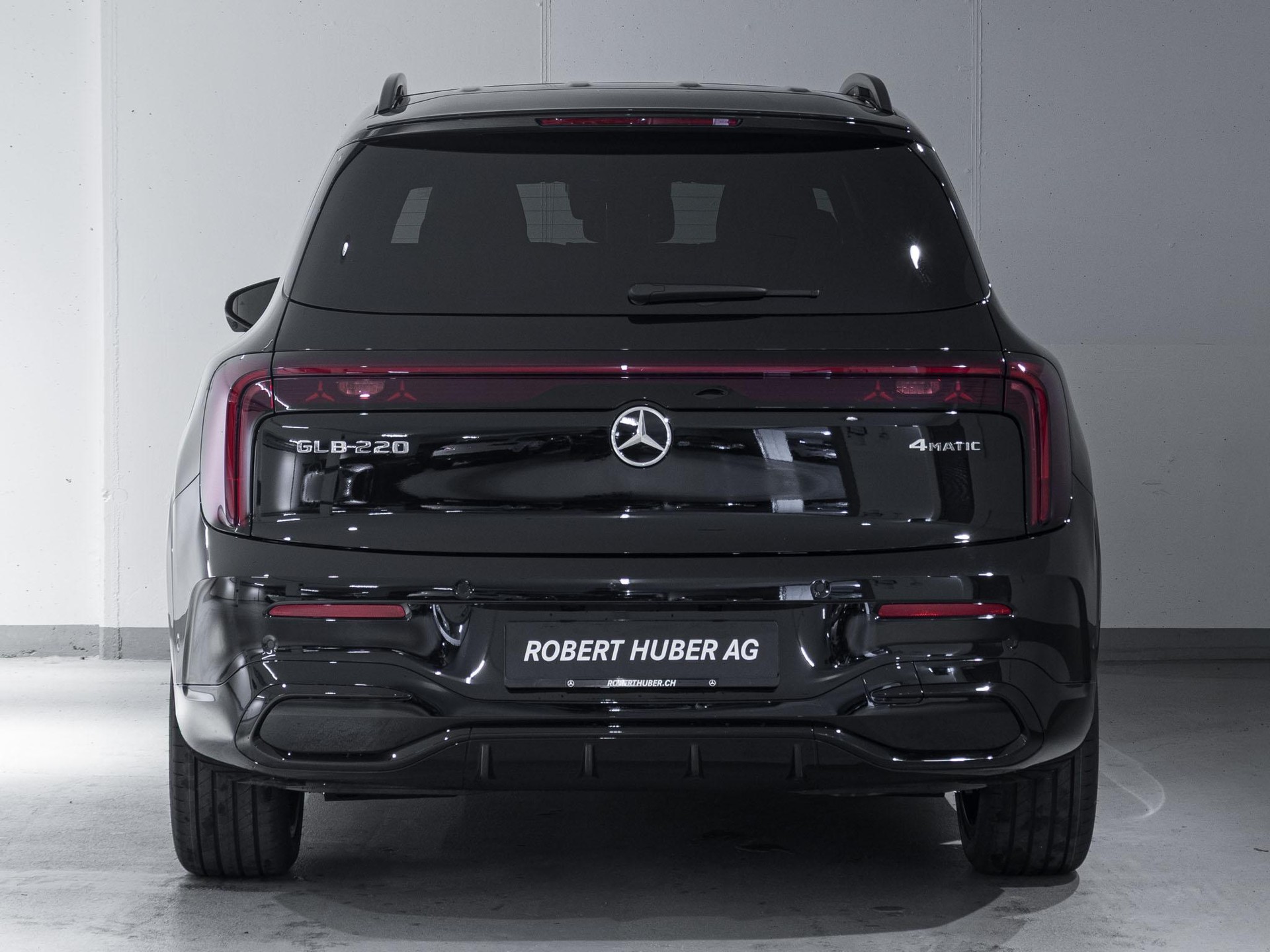 MERCEDES-BENZ GLB 220 4MATIC-image-5