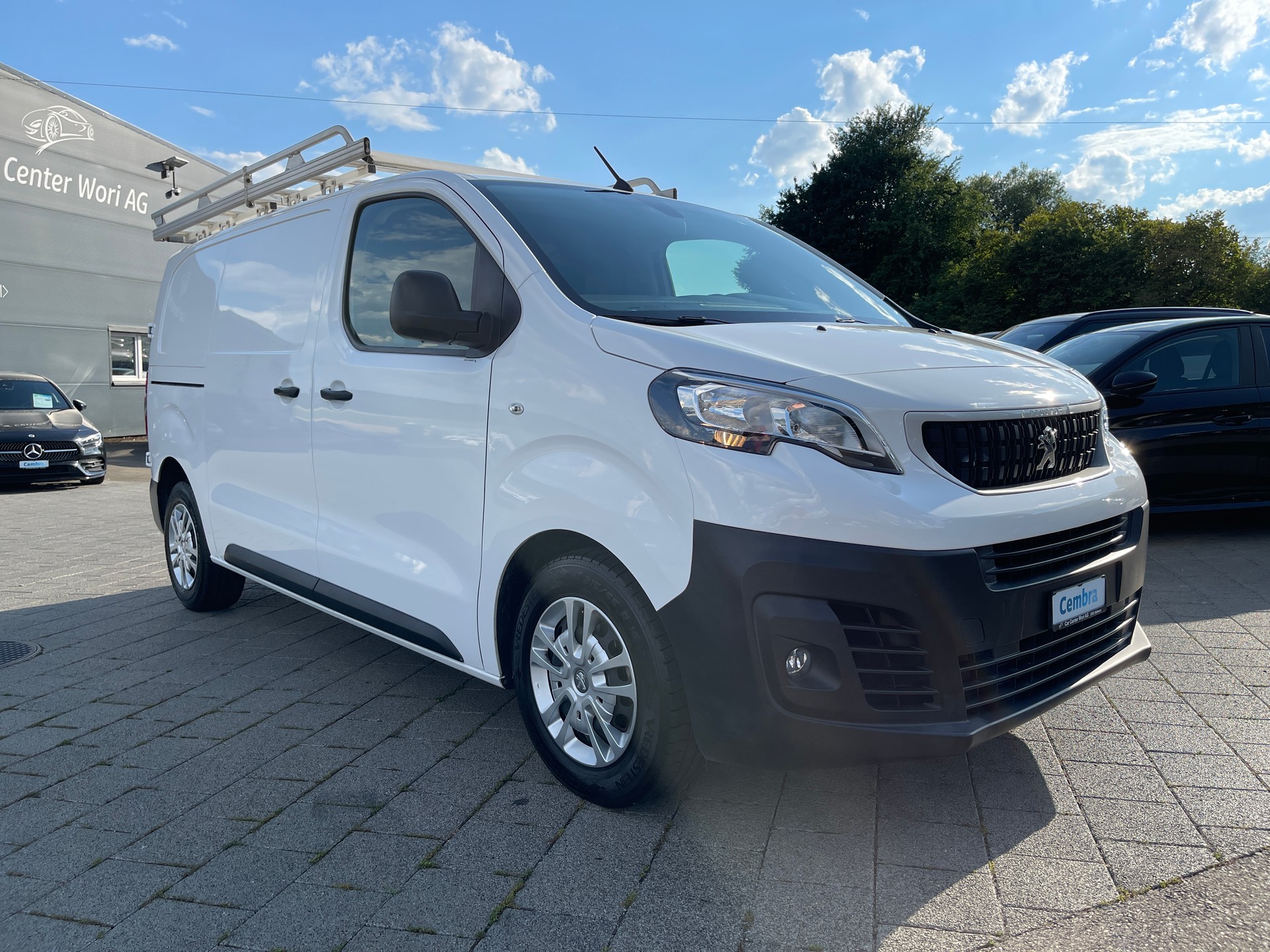 PEUGEOT Expert 2.0 BlueHDi 120 S&S Premium Standard-image-4
