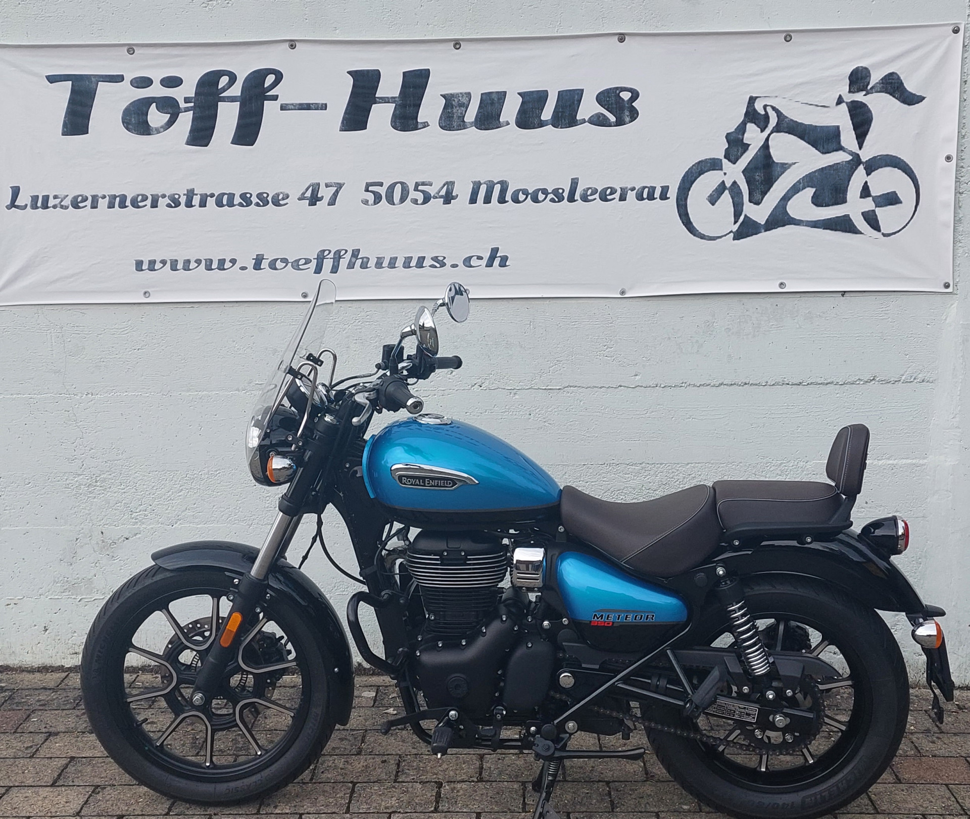 ROYAL ENFIELD Meteor 350