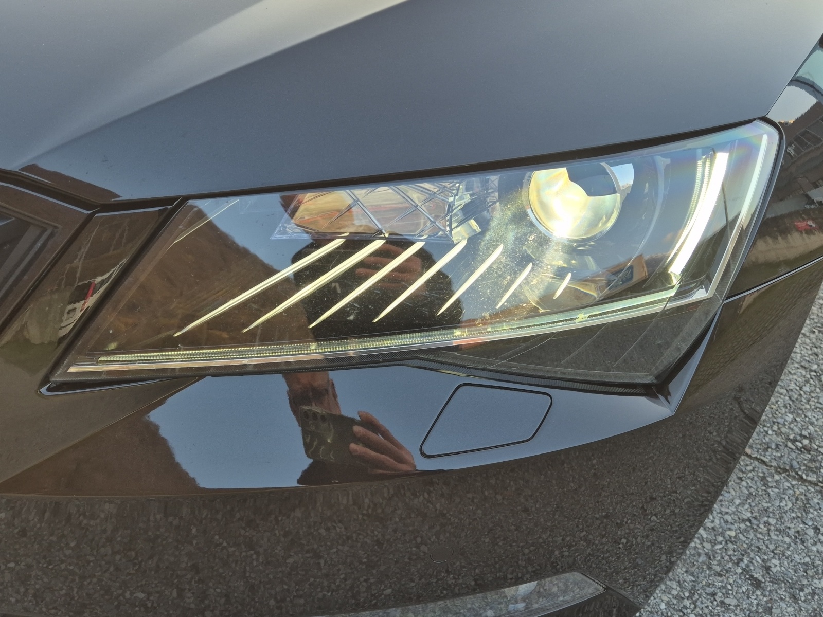 SKODA Superb Combi 2.0 TDi SportLine+ 4x4 DSG-image-8