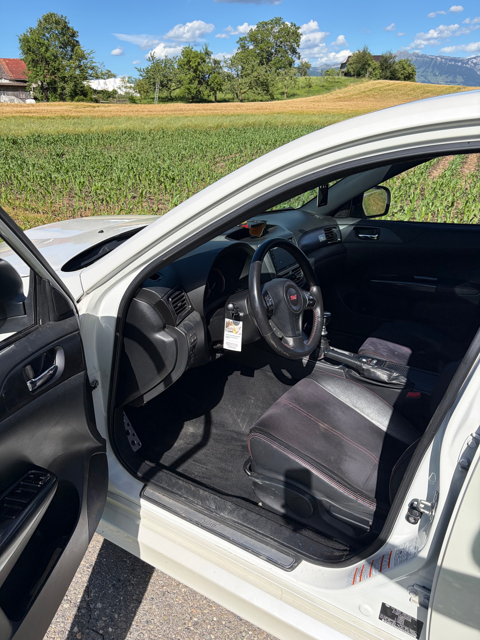 SUBARU STI-image-3