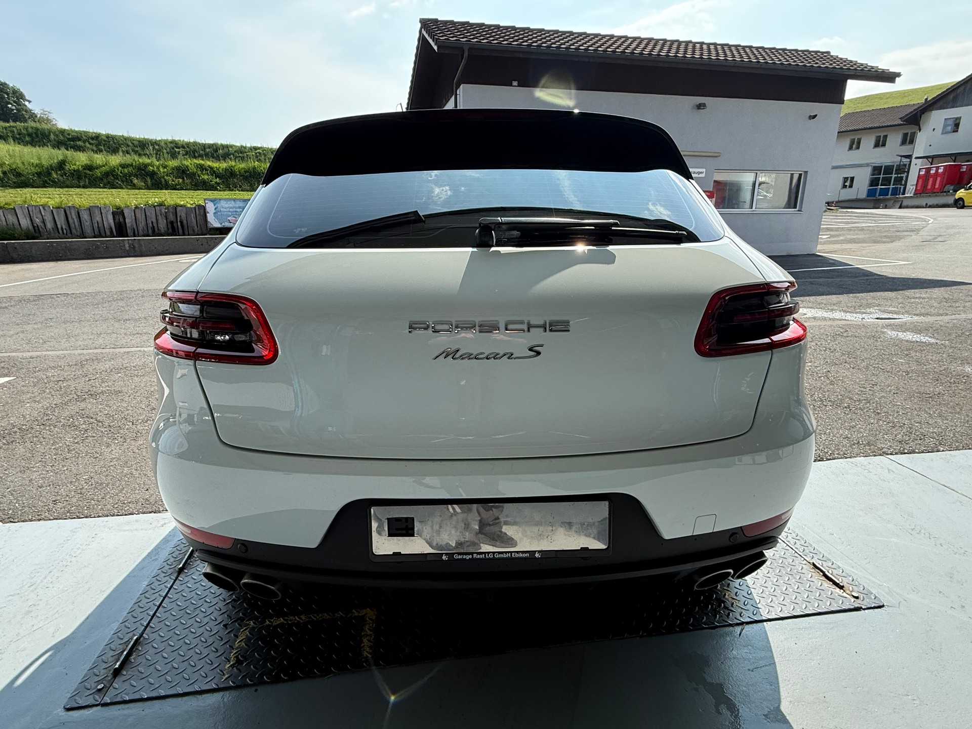 PORSCHE Macan S Diesel PDK-image-6