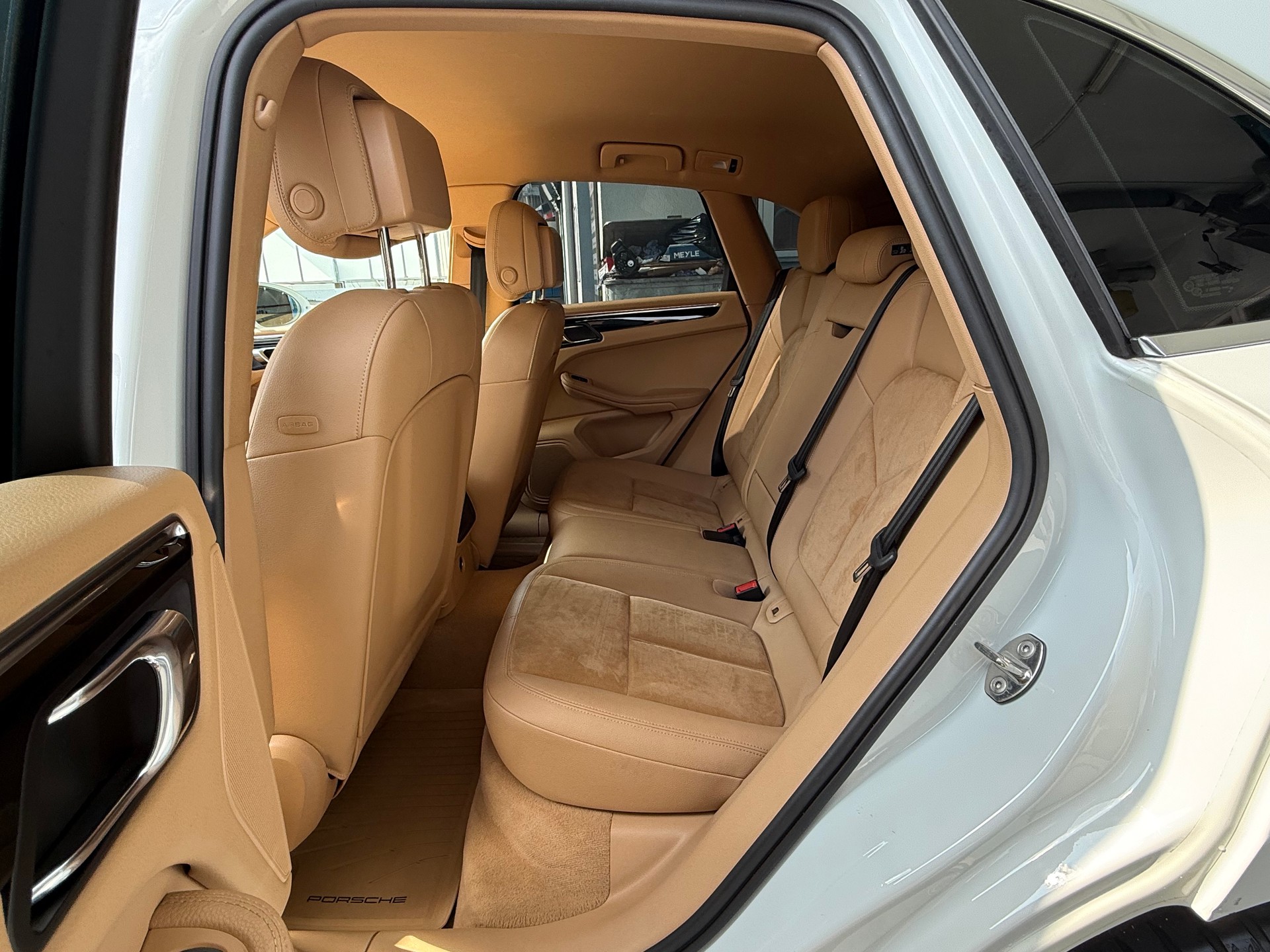 PORSCHE Macan S Diesel PDK-image-10