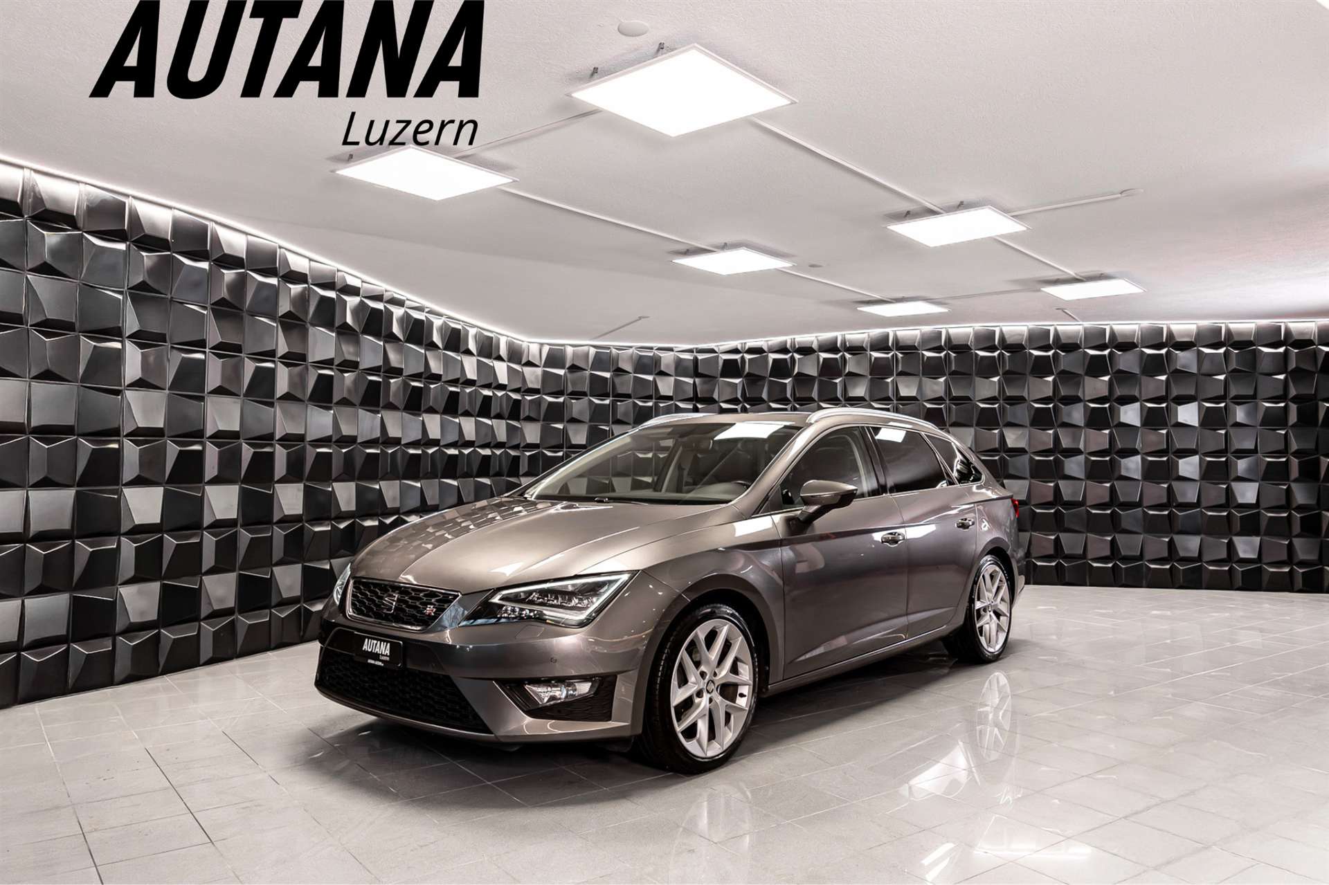 SEAT Leon ST 2.0 TDI FR Line 4Drive-image-0