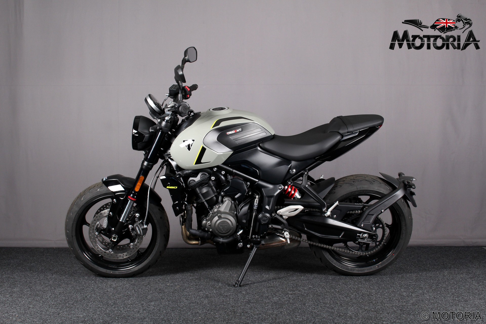 TRIUMPH Trident 660-image-5