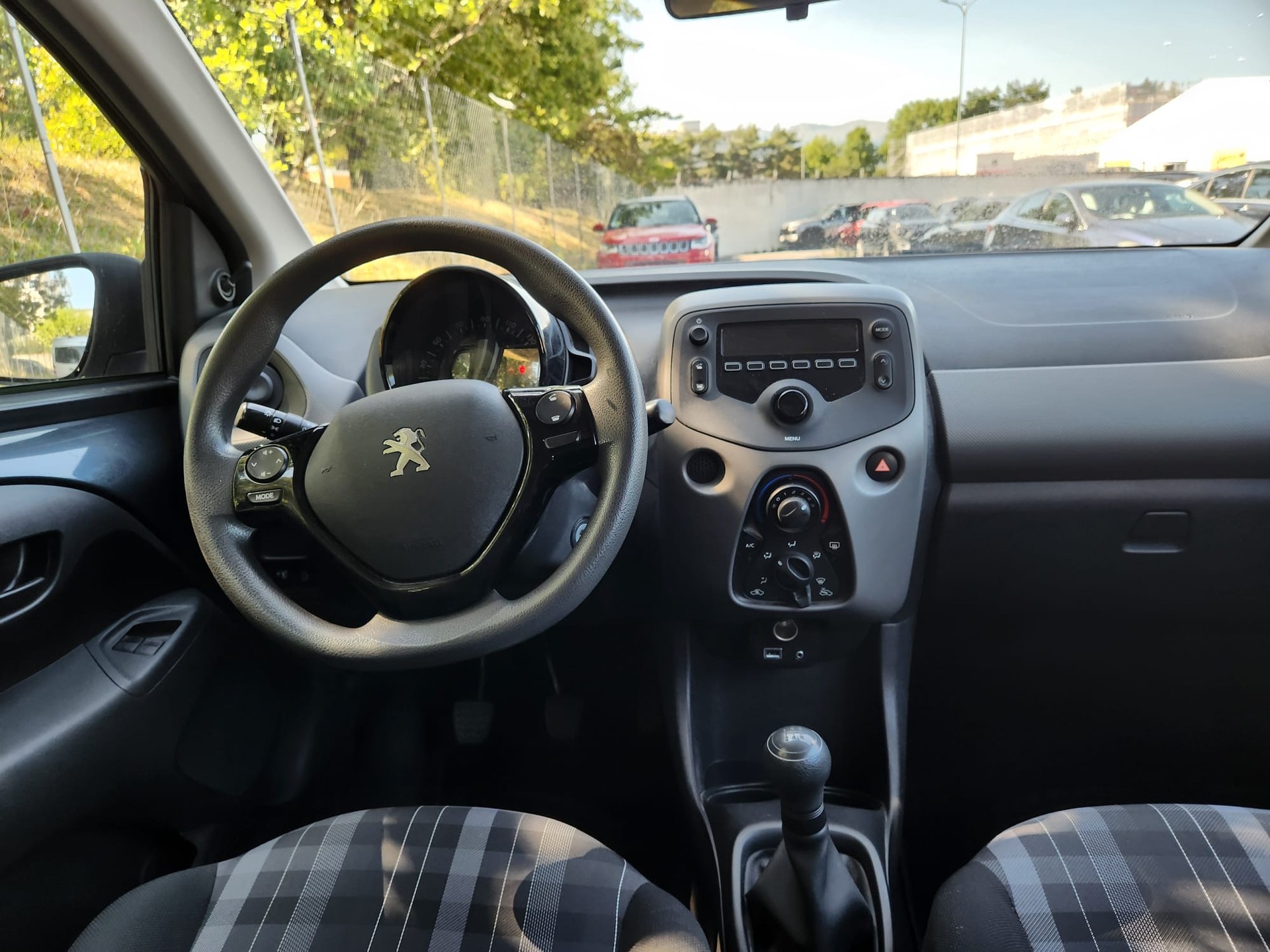 PEUGEOT 108 e-1.0 VTi Stop&Start Active Top-image-6