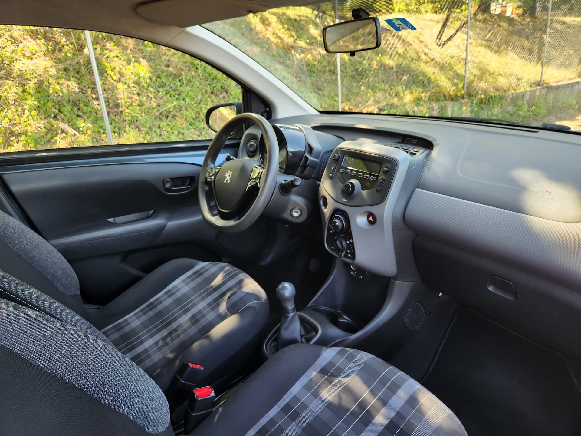 PEUGEOT 108 e-1.0 VTi Stop&Start Active Top-image-3