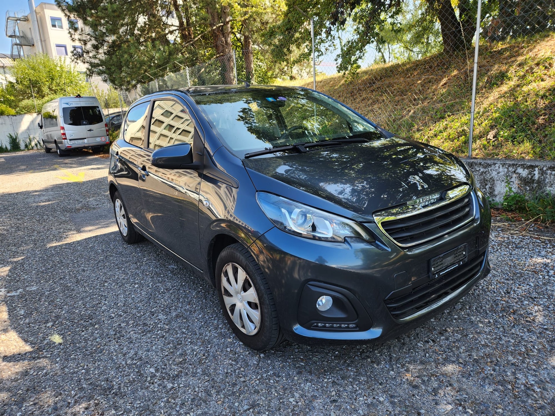 PEUGEOT 108 e-1.0 VTi Stop&Start Active Top-image-0