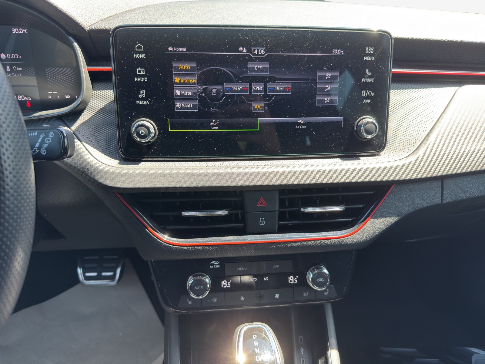 SKODA Kamiq 1.0 TSI Monte Carlo DSG-image-10