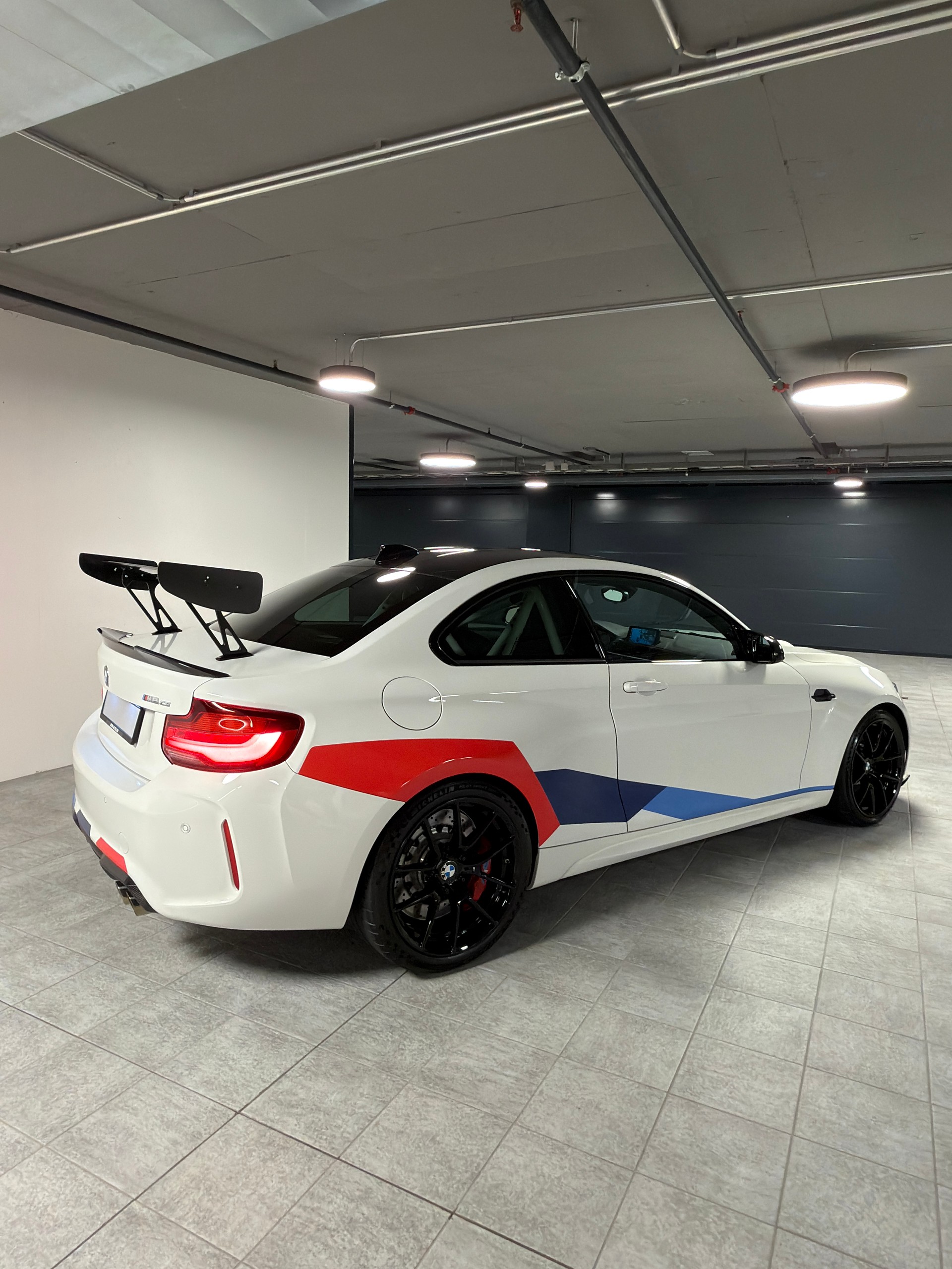 BMW M2 CS-image-2