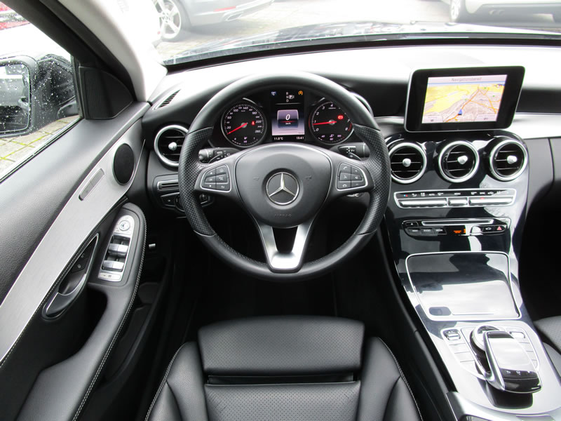 MERCEDES-BENZ C 400 Avantgarde 4Matic 7G-Tronic-image-5