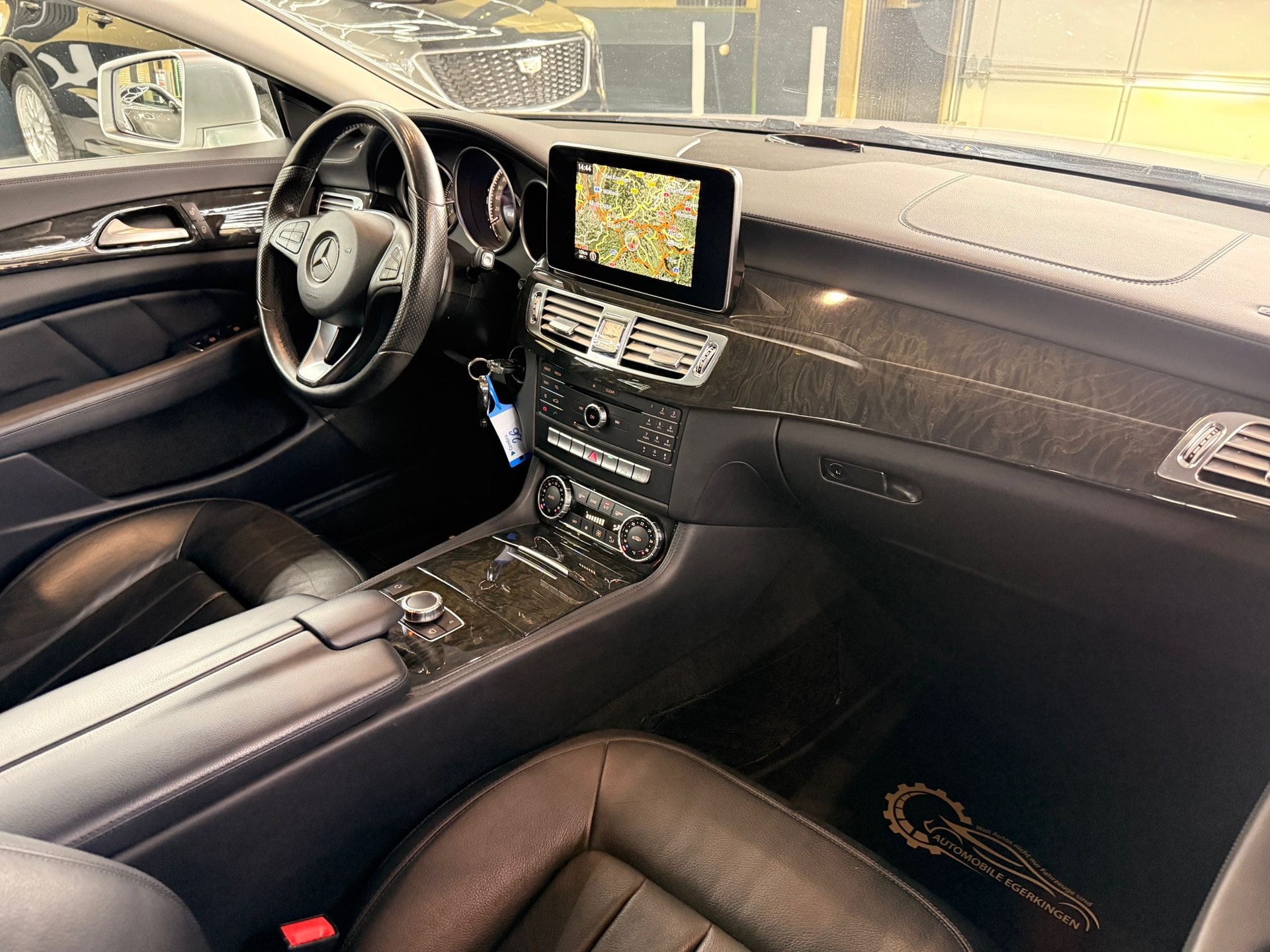 MERCEDES-BENZ CLS 400 7G-Tronic-image-10