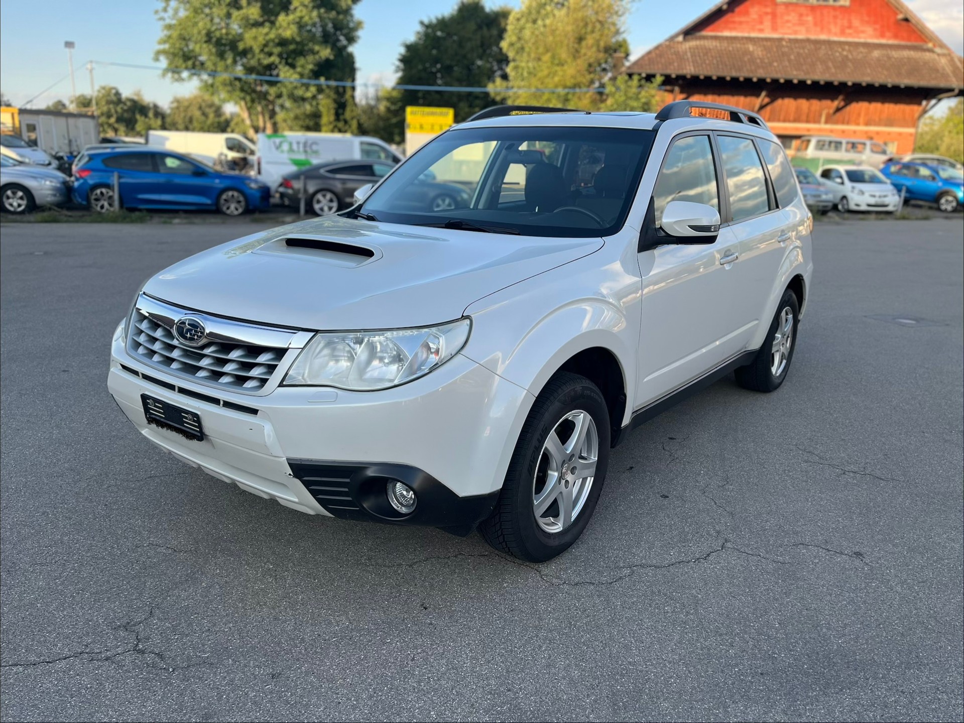 SUBARU Erste Hand Diesel mit Leder Sitz Jg.2013-image-2