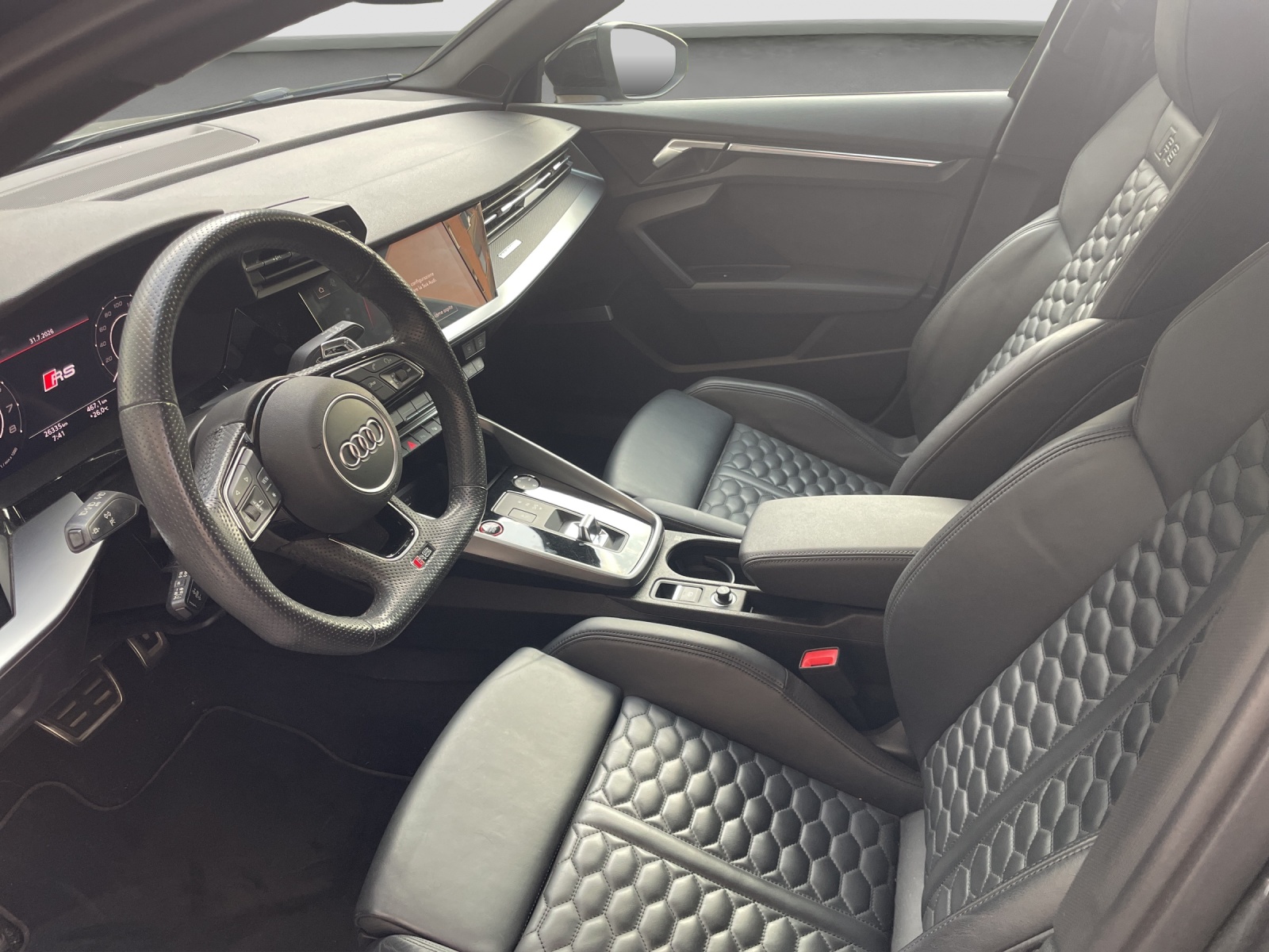 AUDI RS3 Sportback 2.5 TSI quattro S-tronic-image-7
