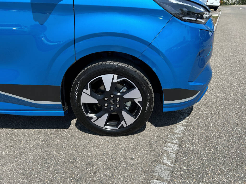 FORD Tourneo Custom Bus 340 L1 2.5 Duratec 233 Sport PHEV-image-22